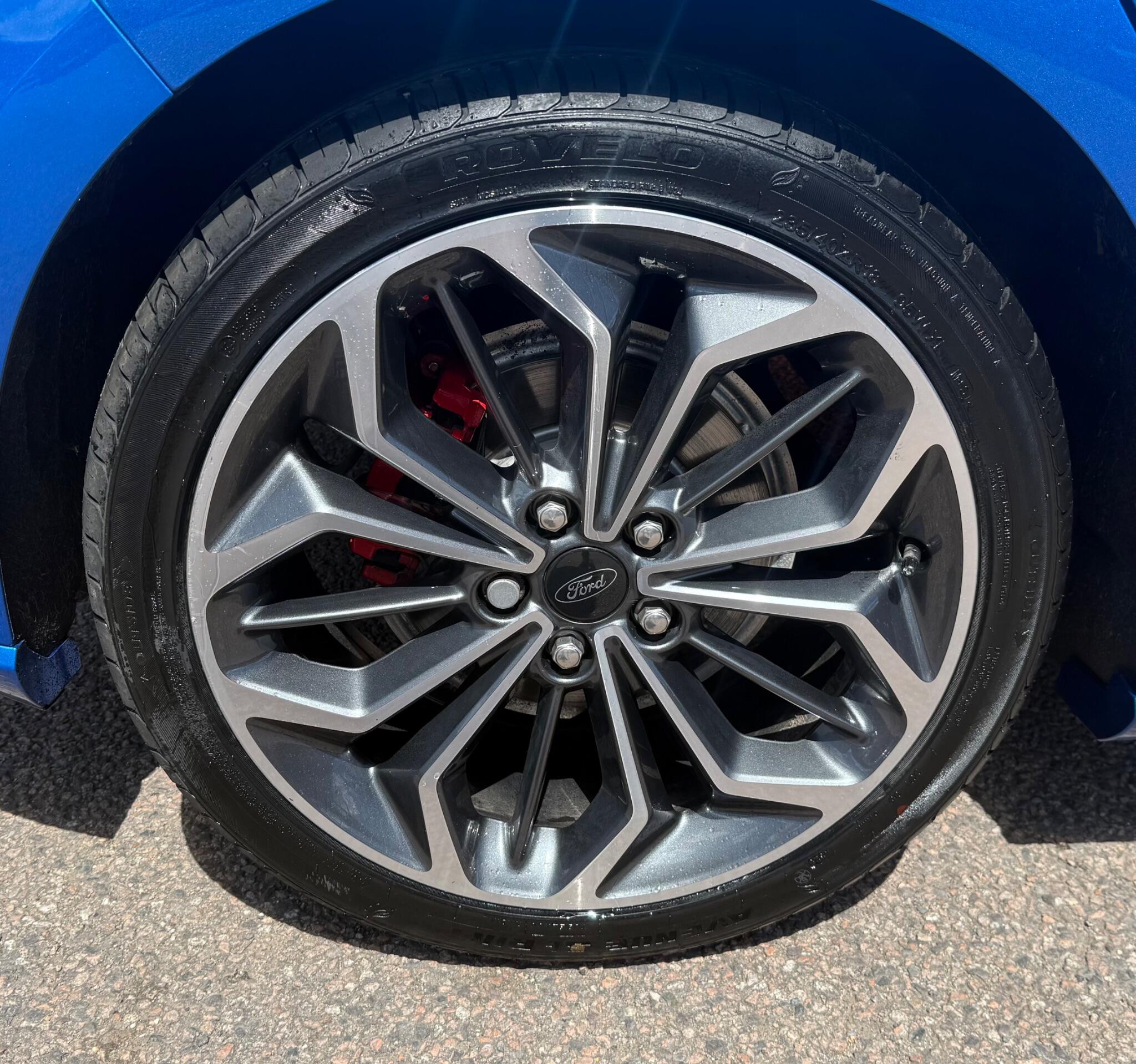 Ford Focus view 11