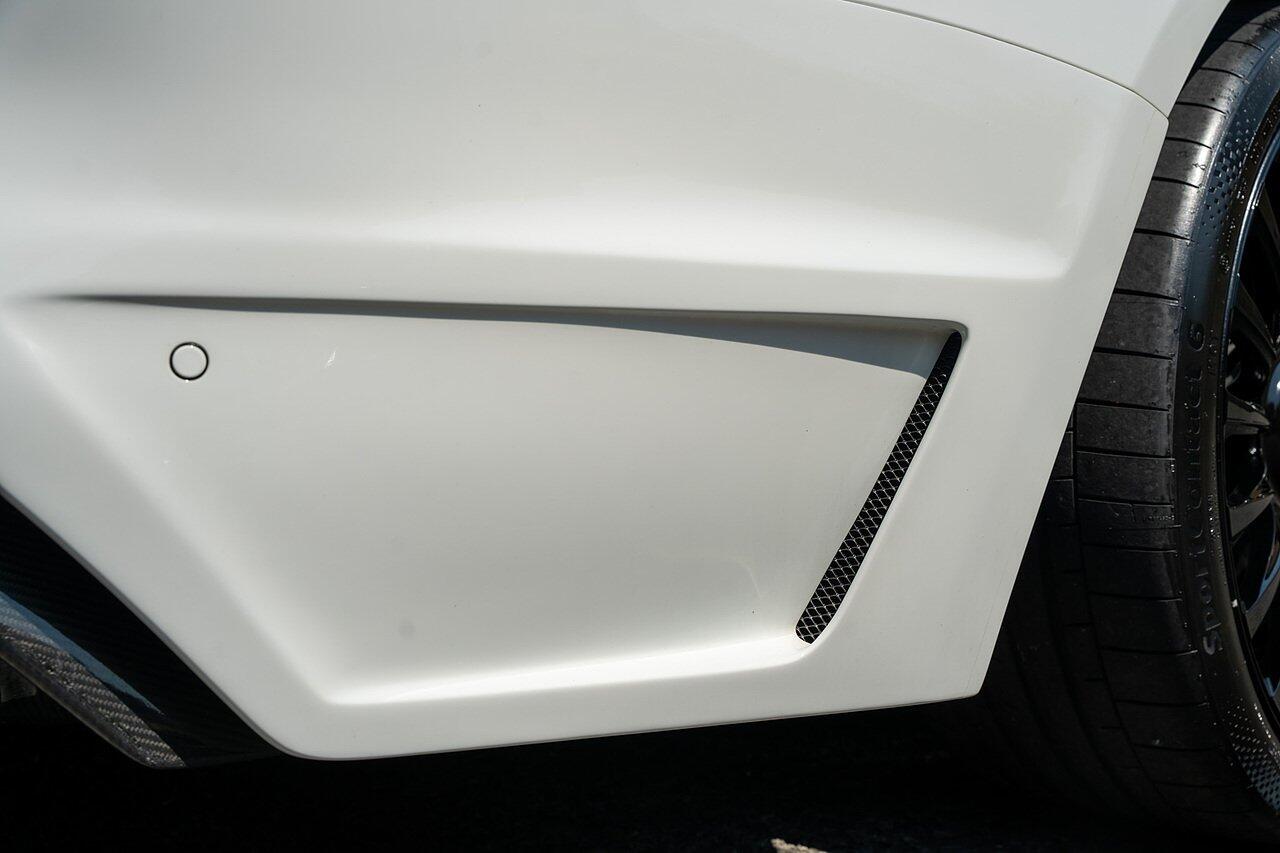 Rolls-Royce Dawn view 21