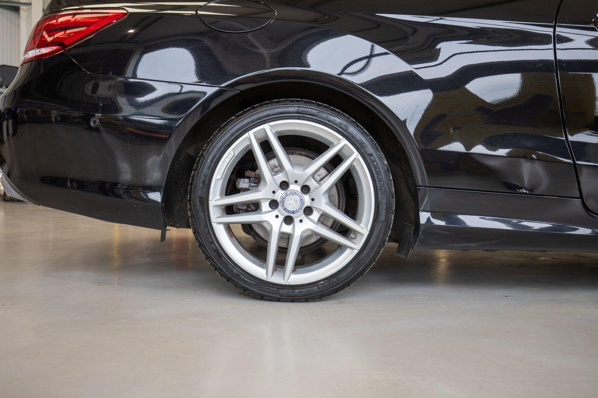 Mercedes-Benz E-Class view 6