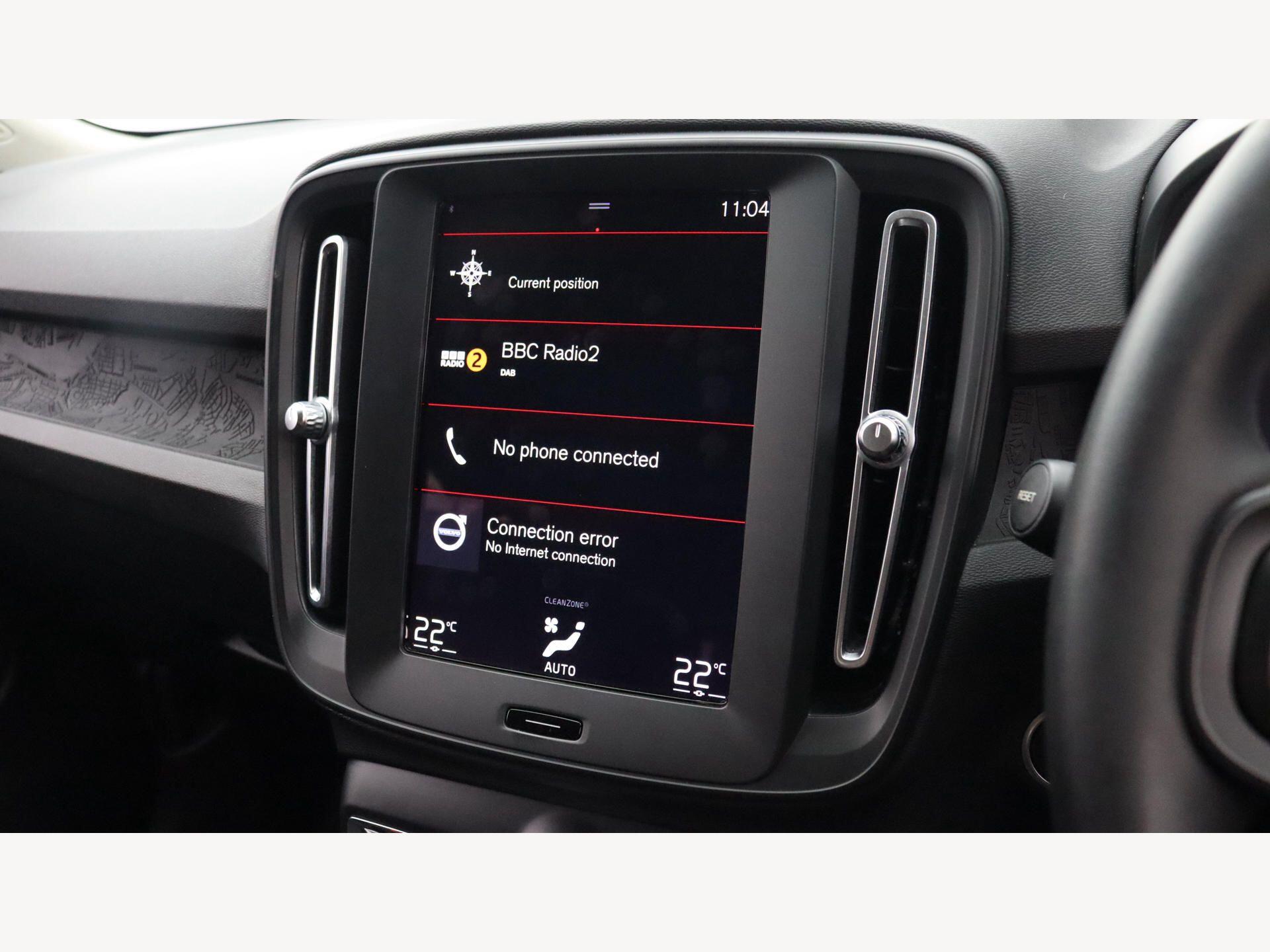 Volvo XC40 view 15