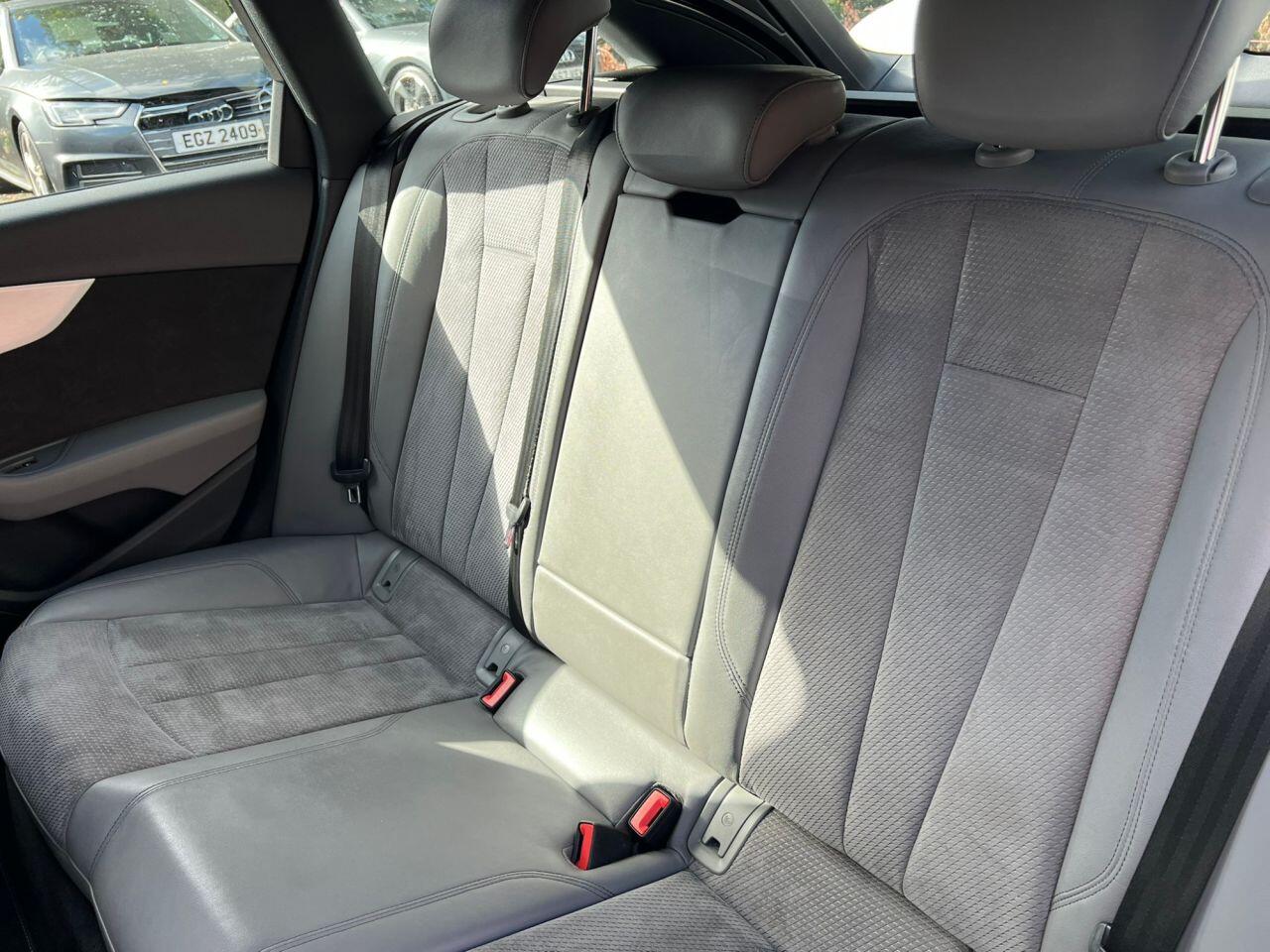 Audi A4 view 23