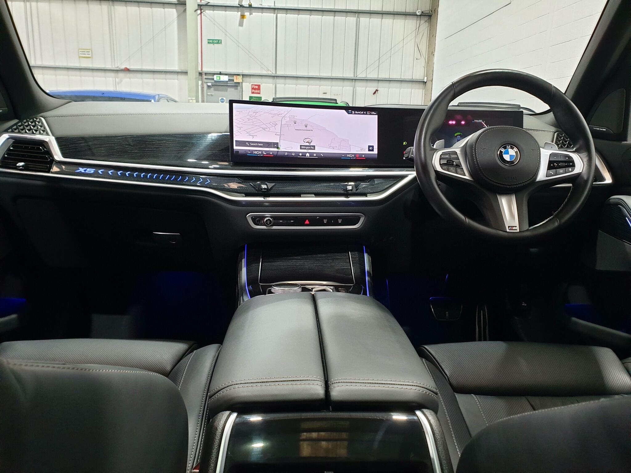 BMW X5 view 56