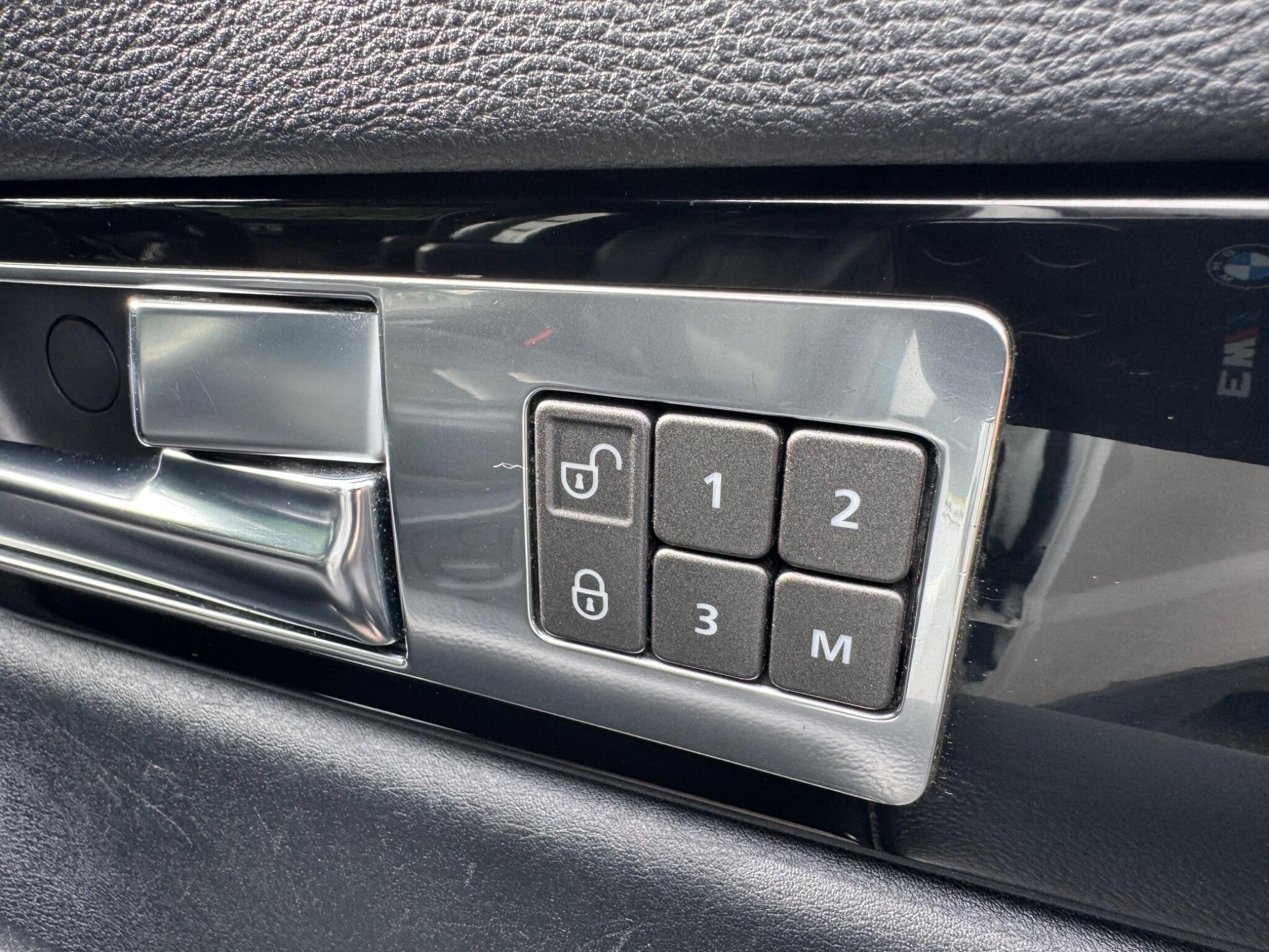 Land Rover Range Rover Sport view 24