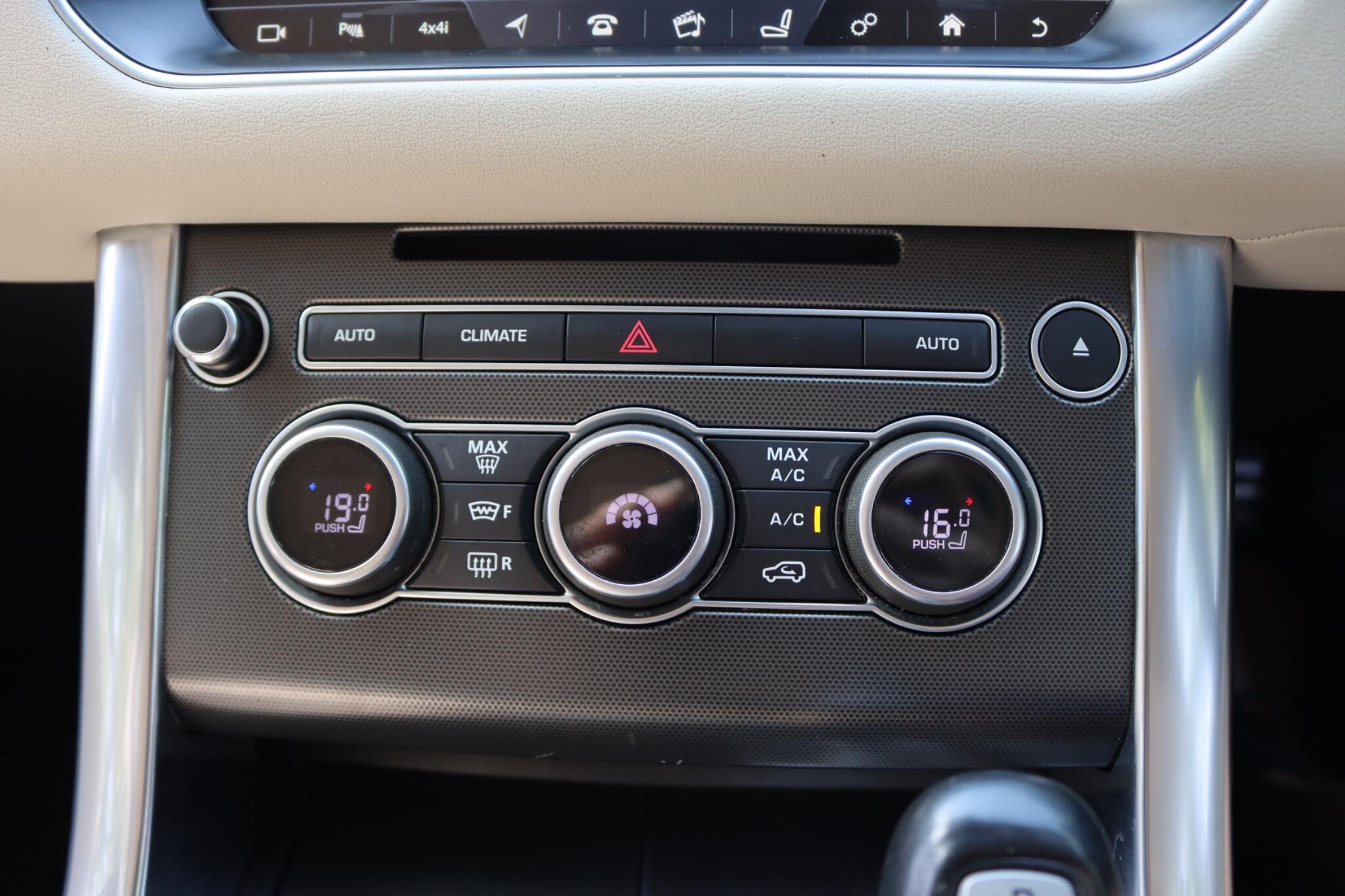 Land Rover Range Rover Sport view 28