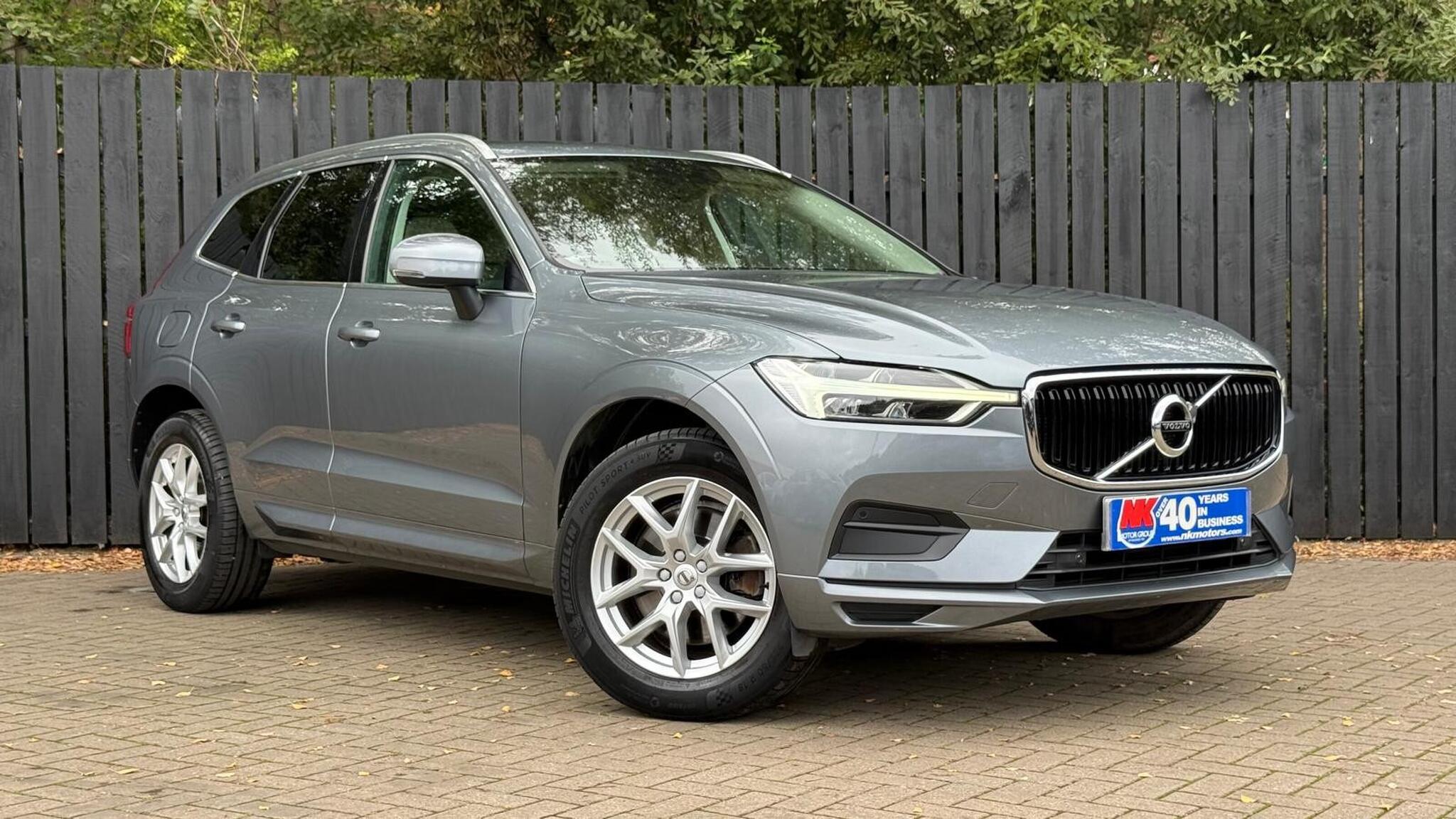 Volvo XC60 view 2