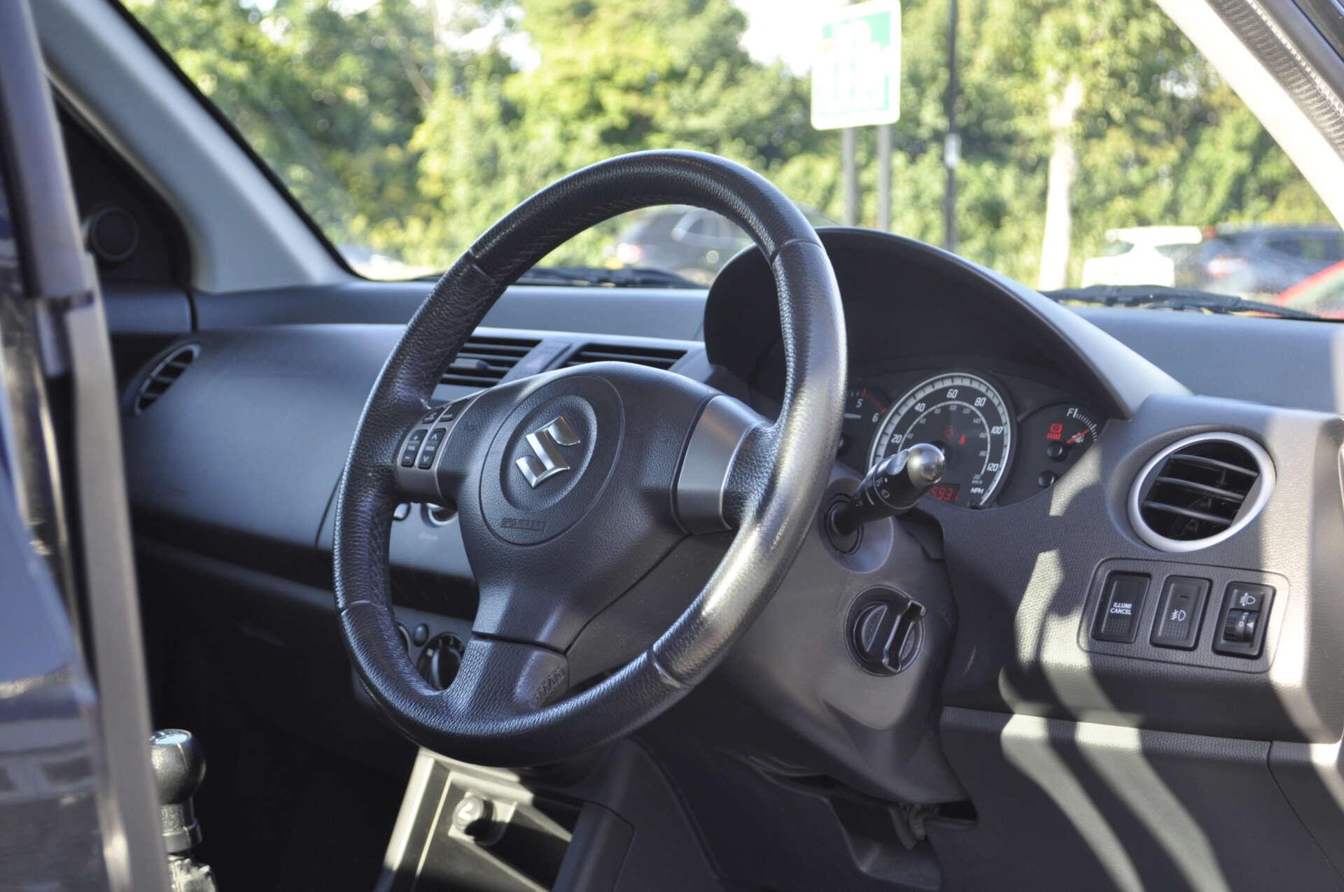 Suzuki Swift view 8