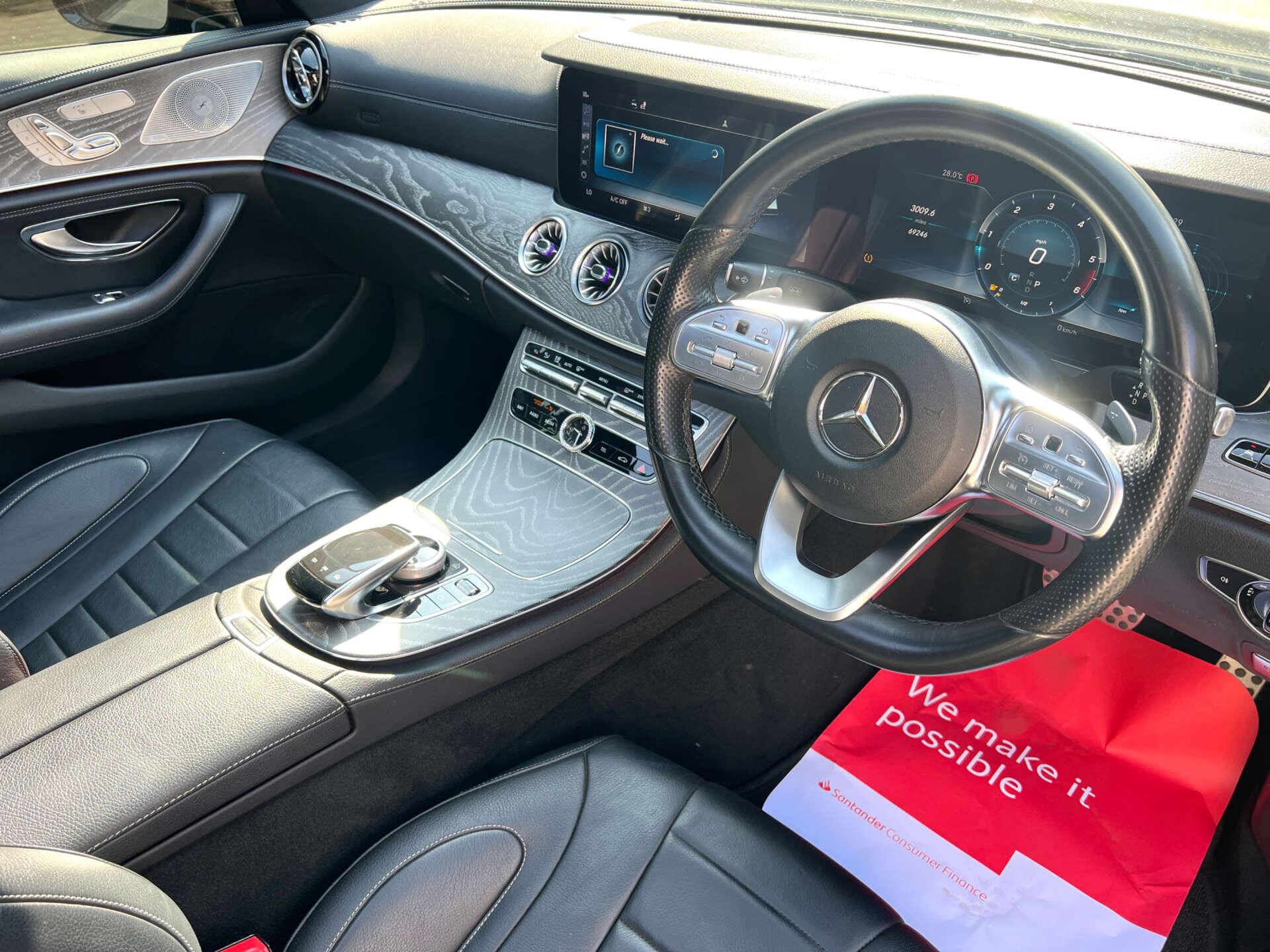 Mercedes-Benz CLS view 4