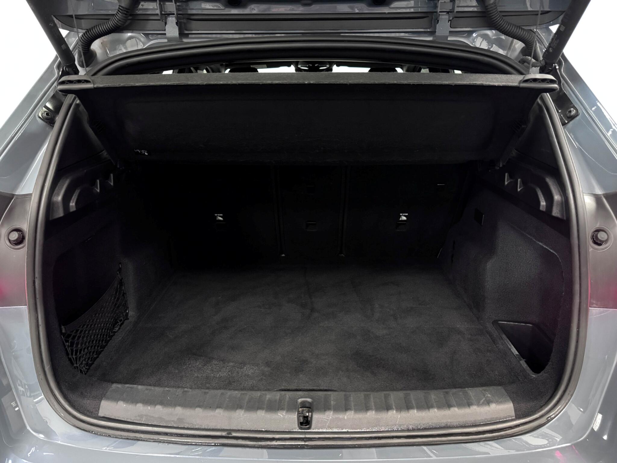 BMW Ix1 view 7