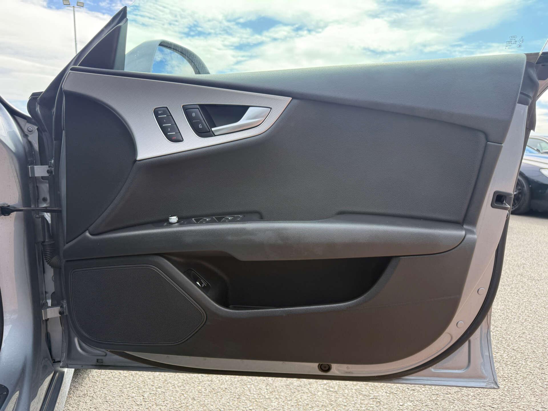 Audi A7 view 36