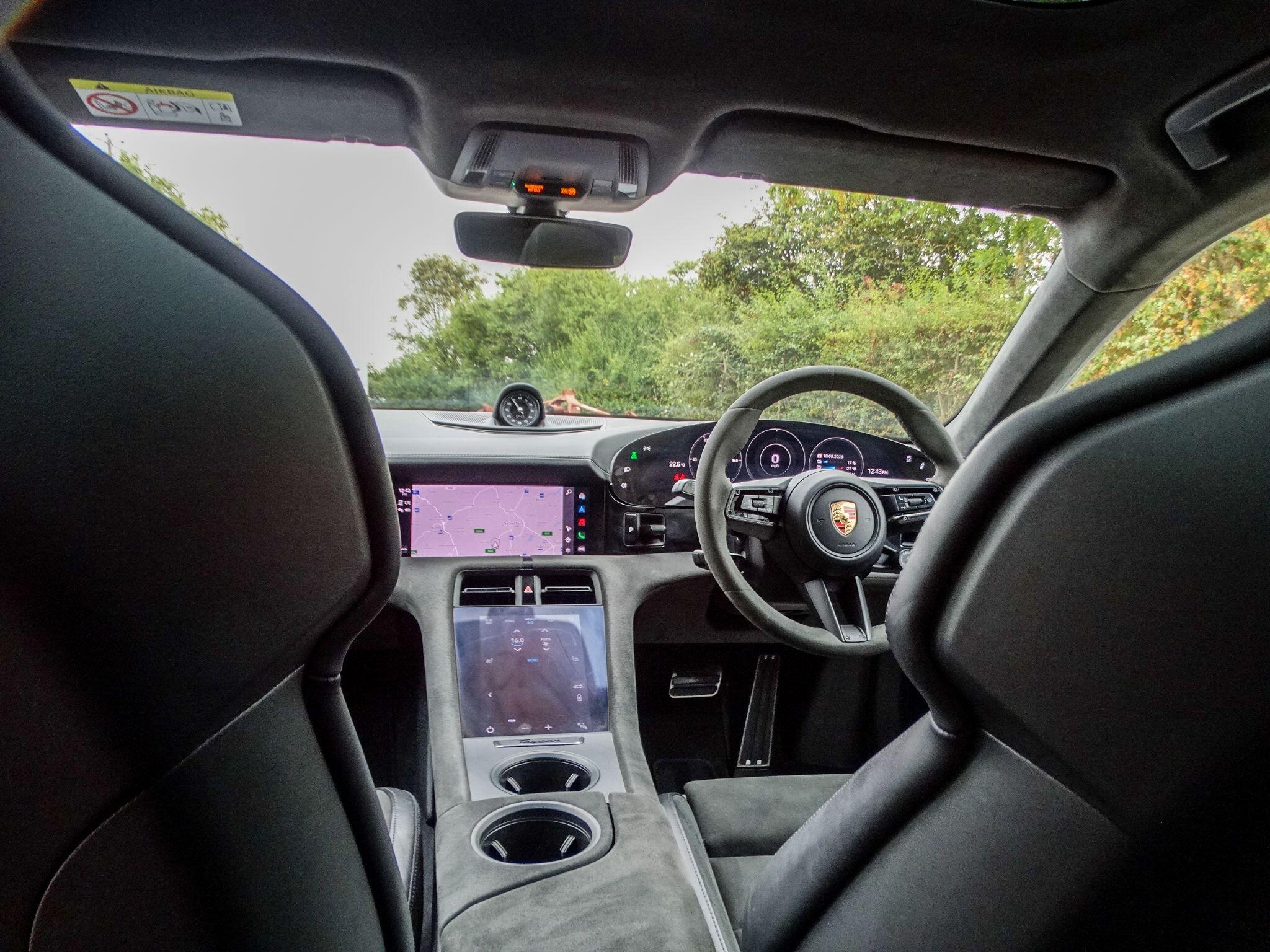 Porsche Taycan view 15