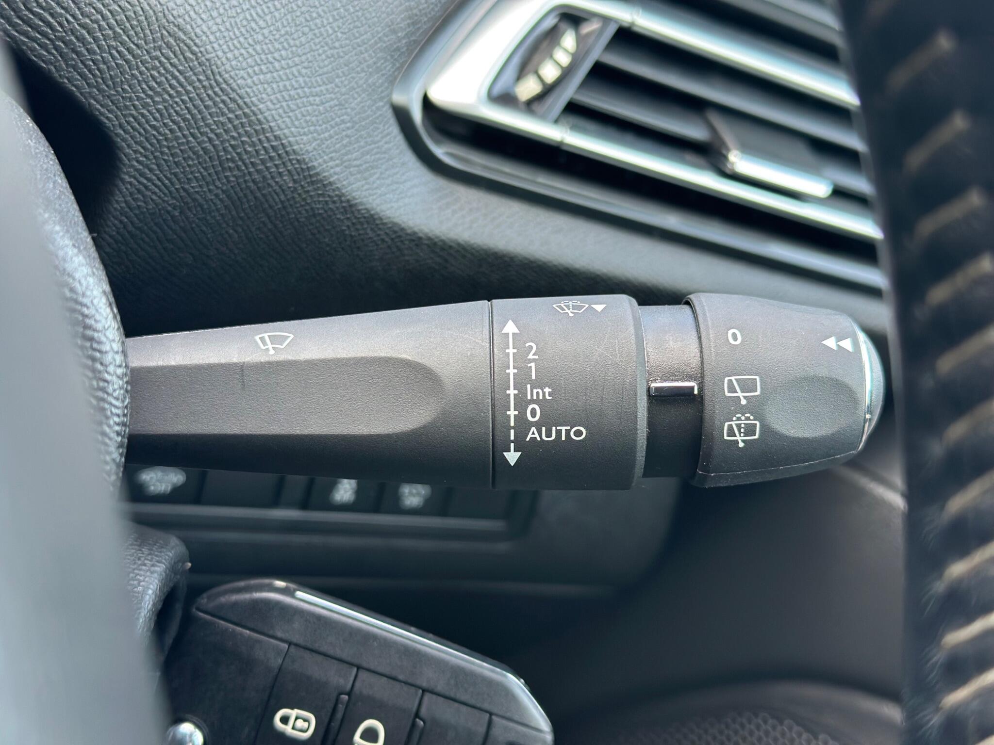 Peugeot 308 view 33