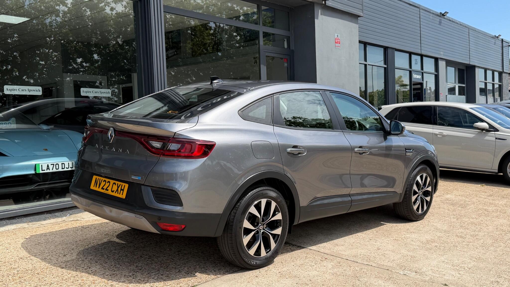 Renault Arkana view 5