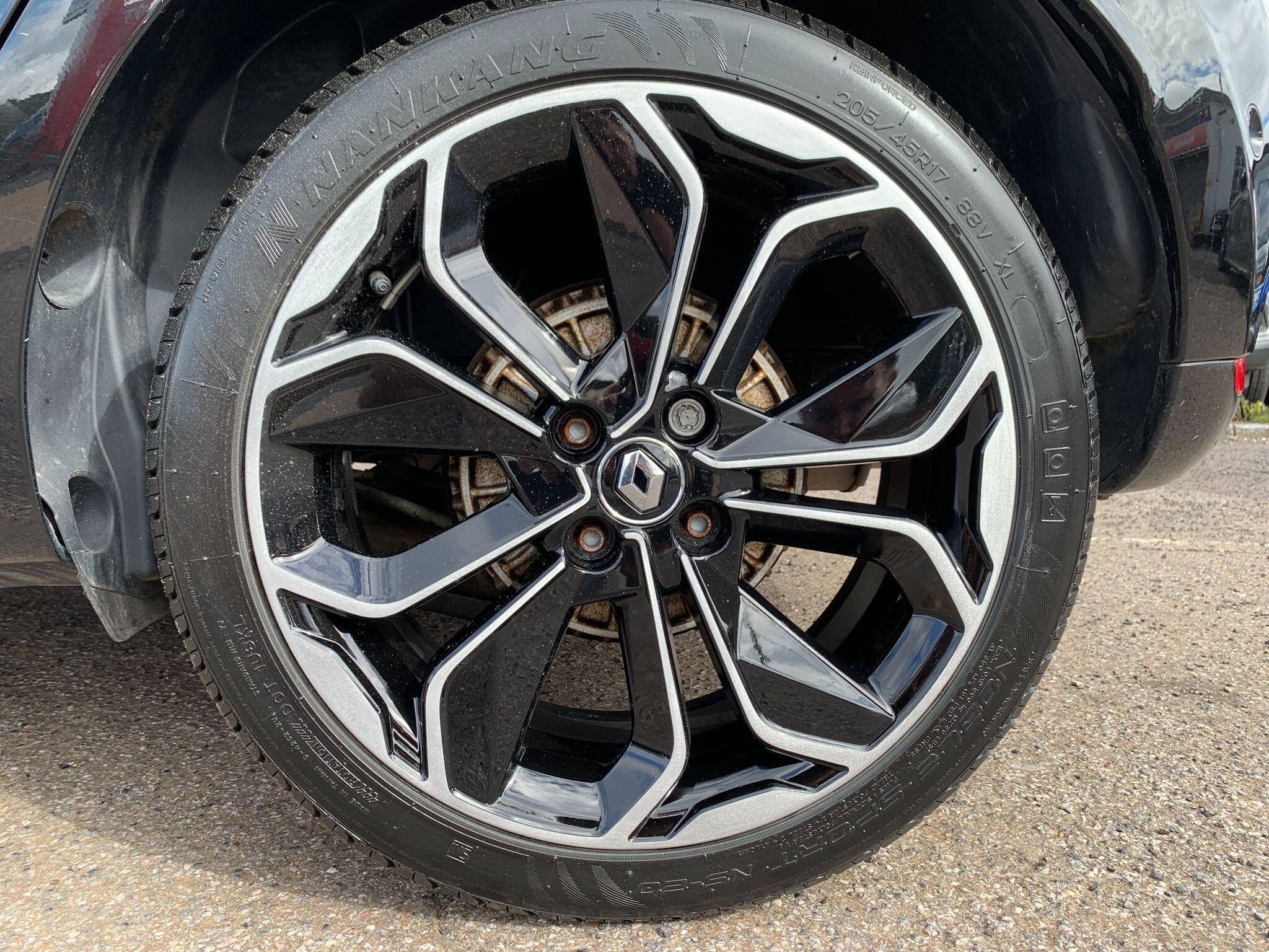 Renault Clio view 46
