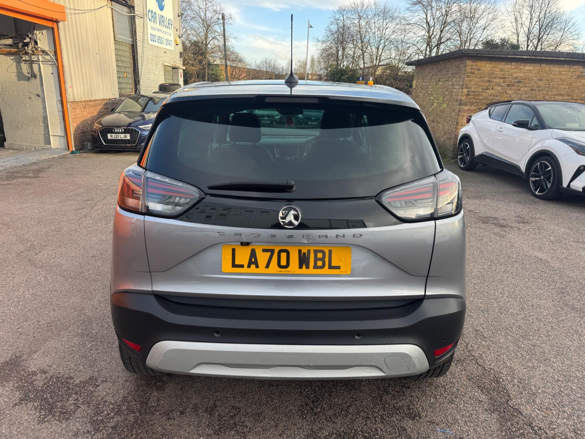 Vauxhall Crossland view 6