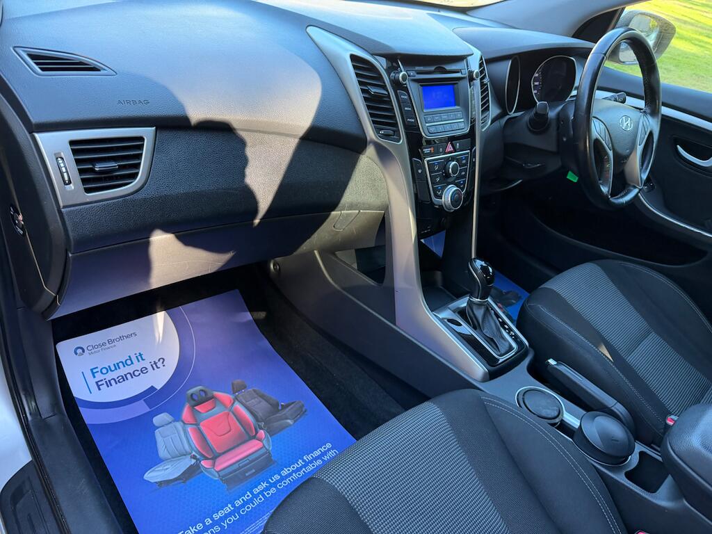 Hyundai I30 view 3