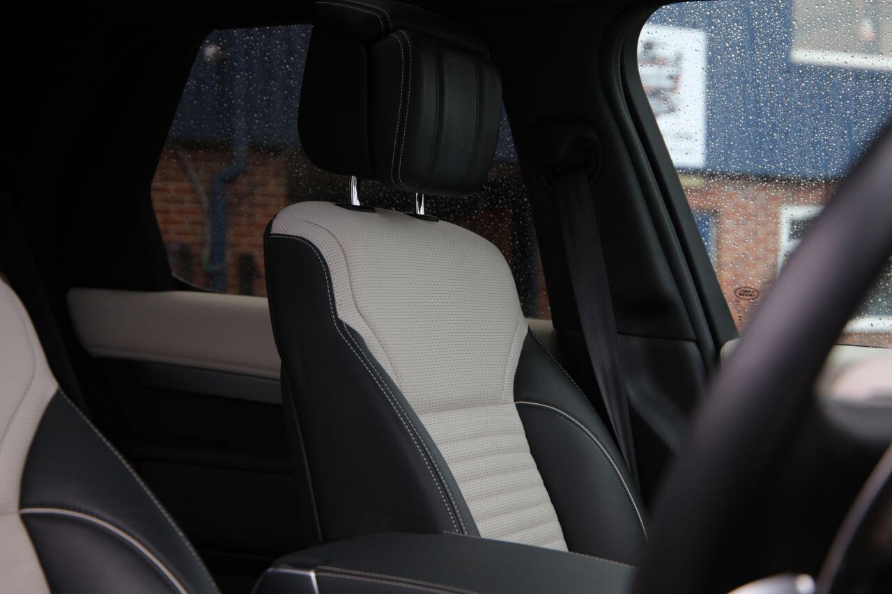Land Rover Discovery view 33