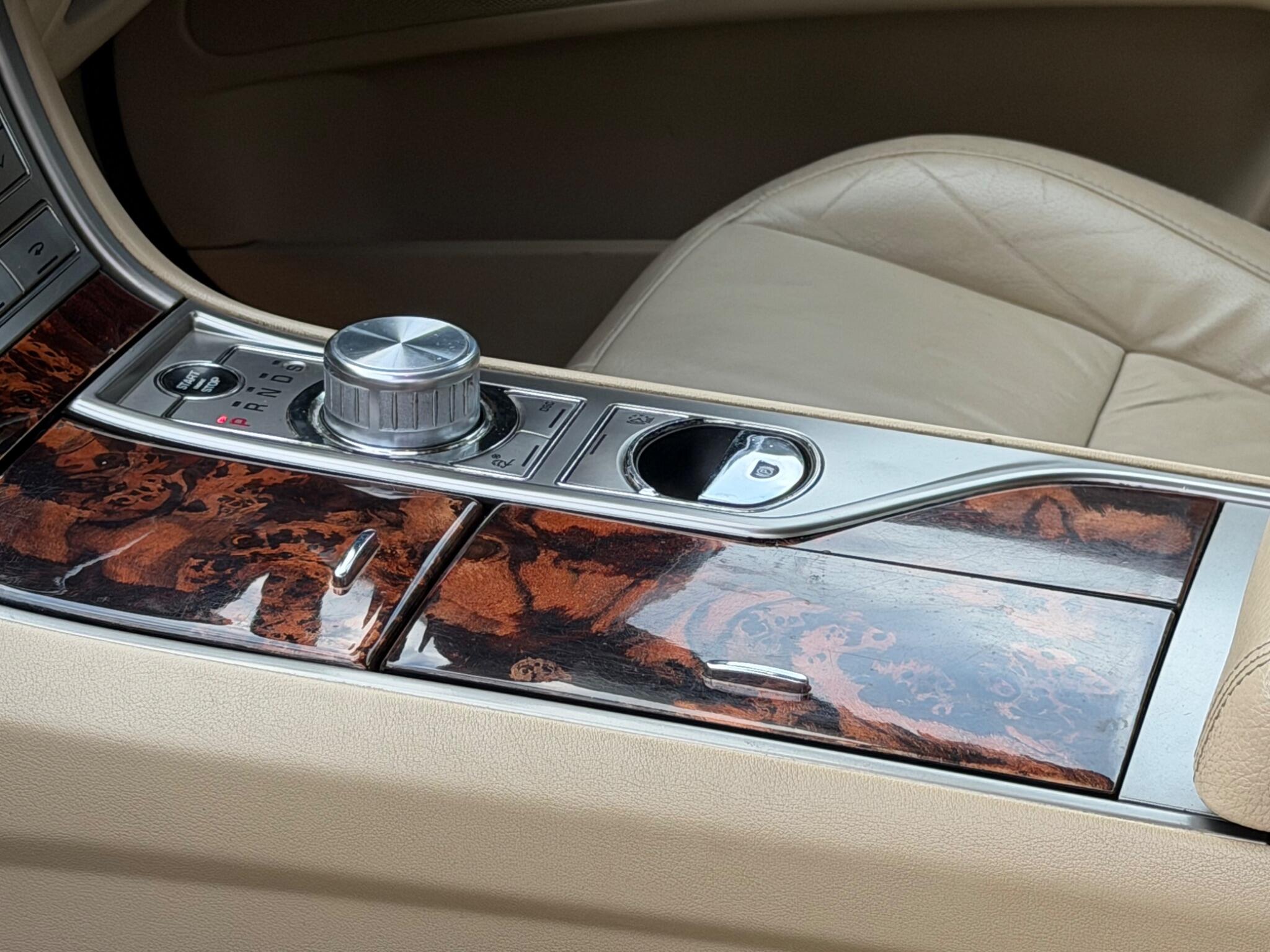 Jaguar XF view 38