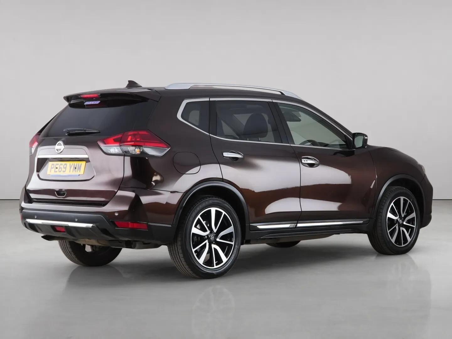 Nissan X-Trail view 7
