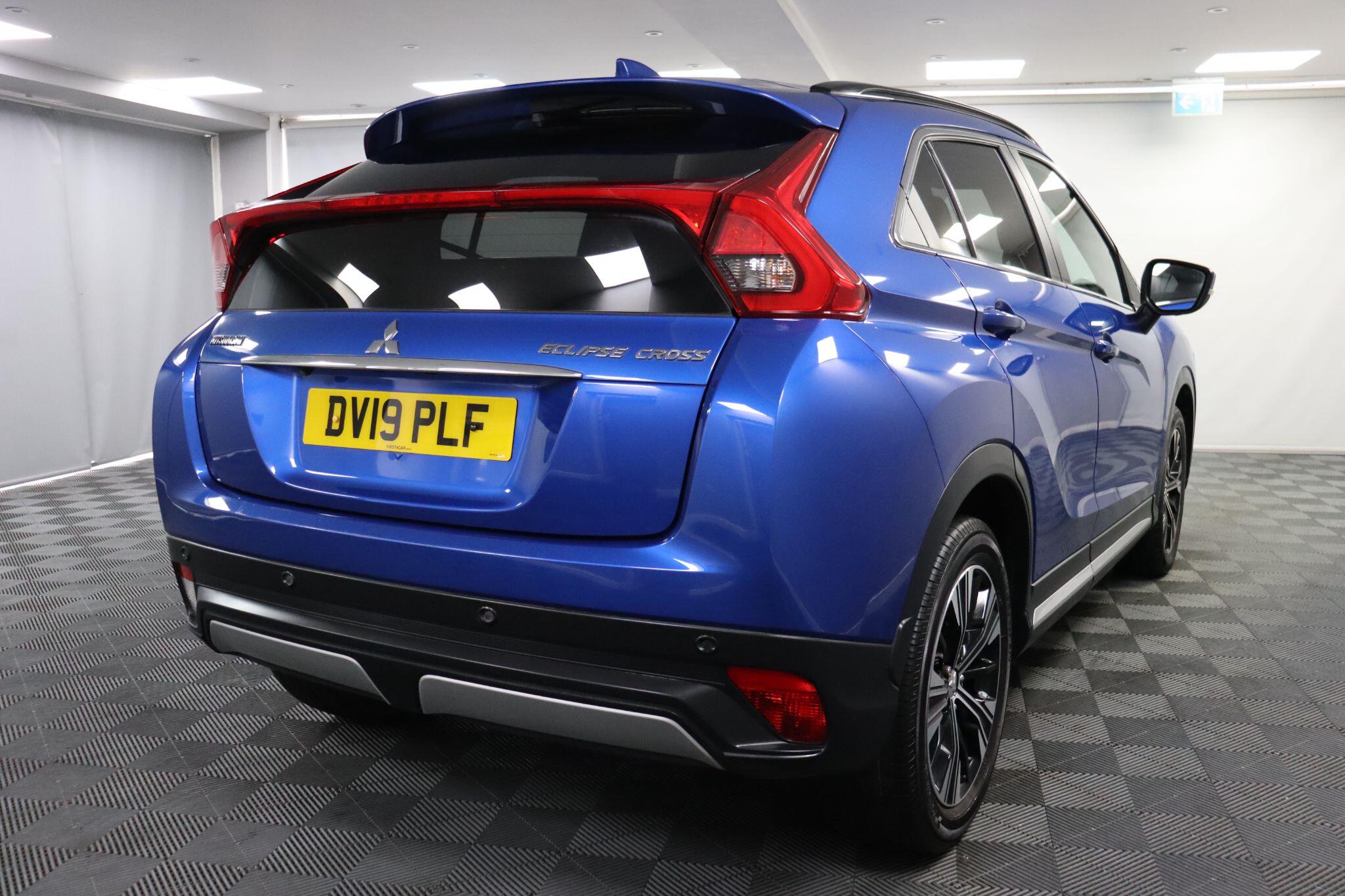 Mitsubishi Eclipse Cross view 20