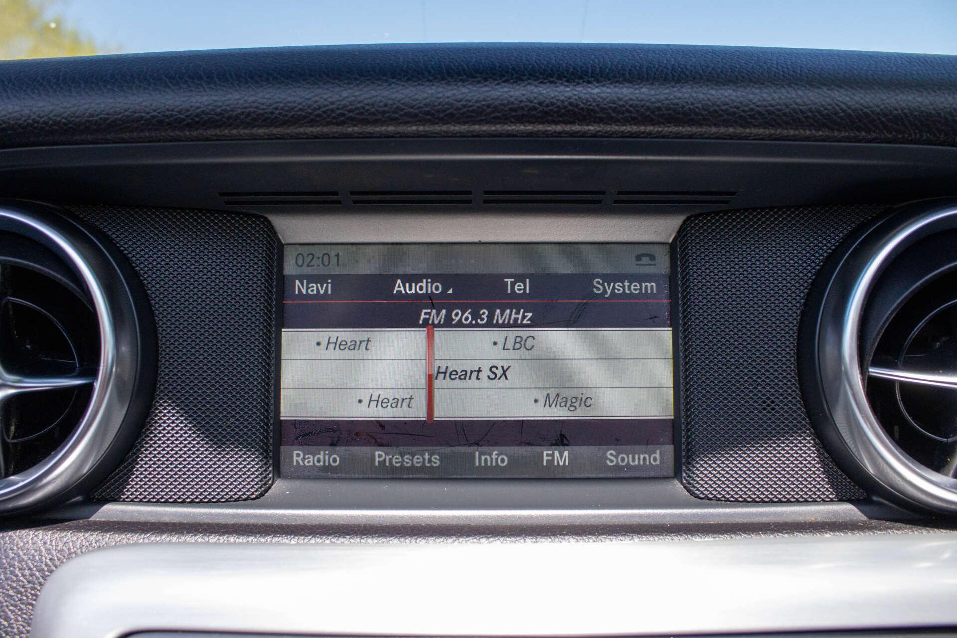 Mercedes-Benz SLK view 19