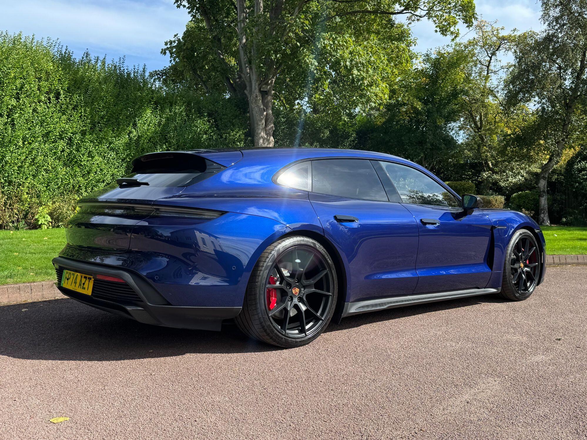 Porsche Taycan view 7