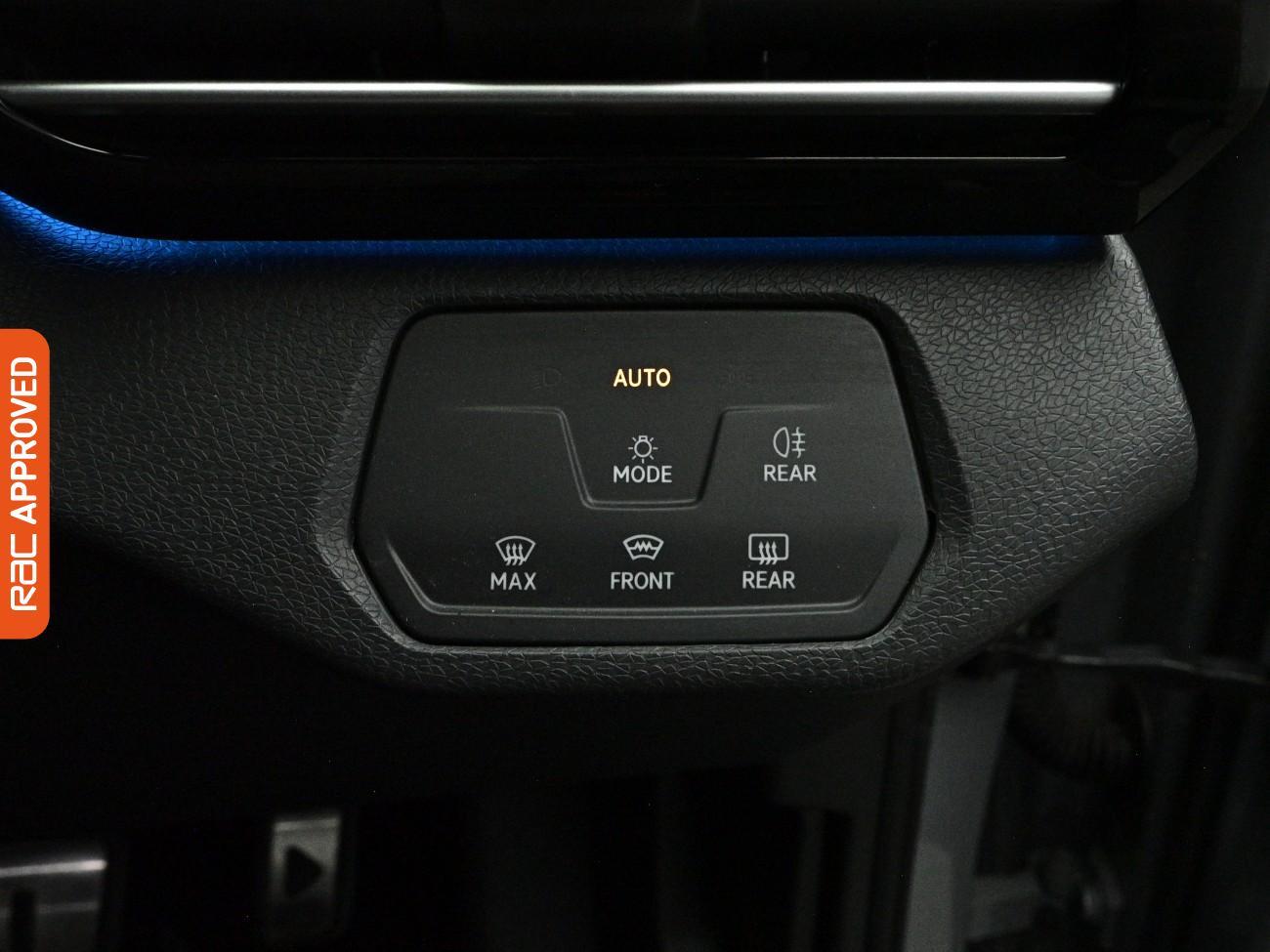 Volkswagen Id.4 view 20