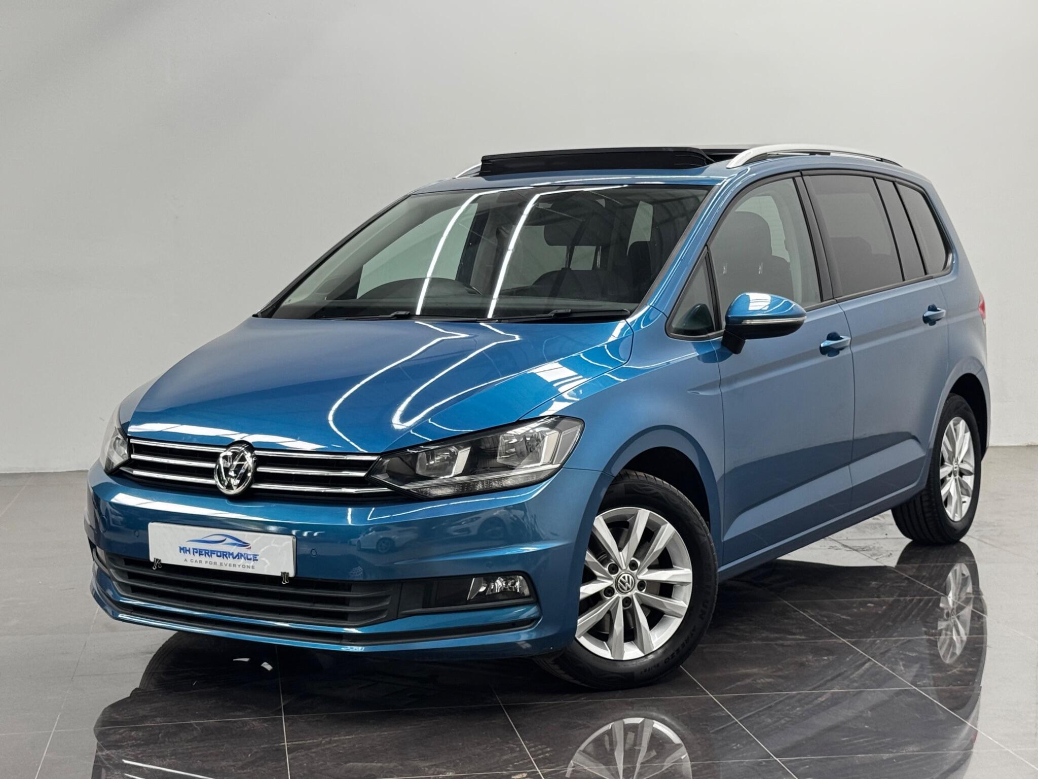 Volkswagen Touran view 78