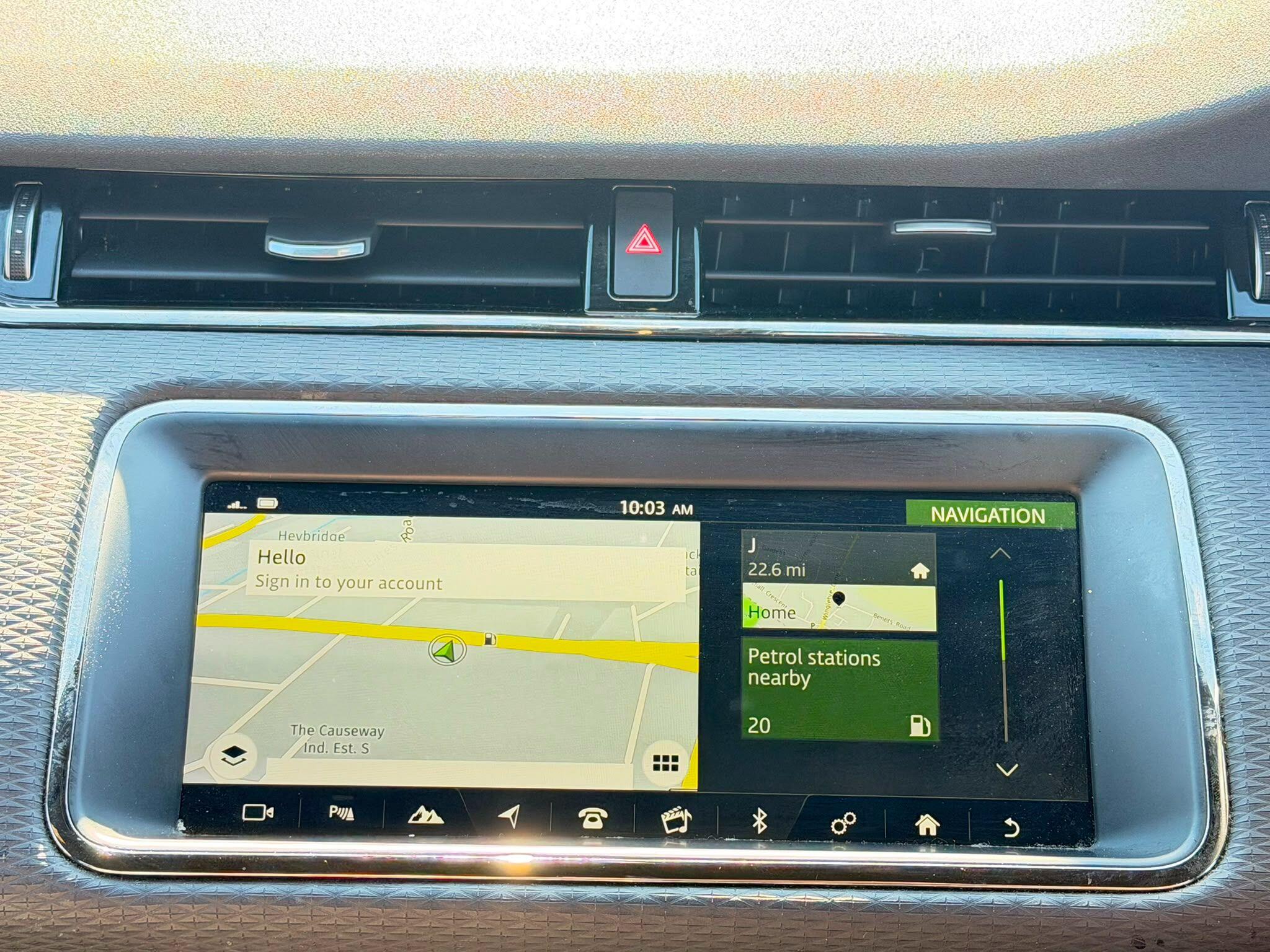 Land Rover Range Rover Evoque view 26