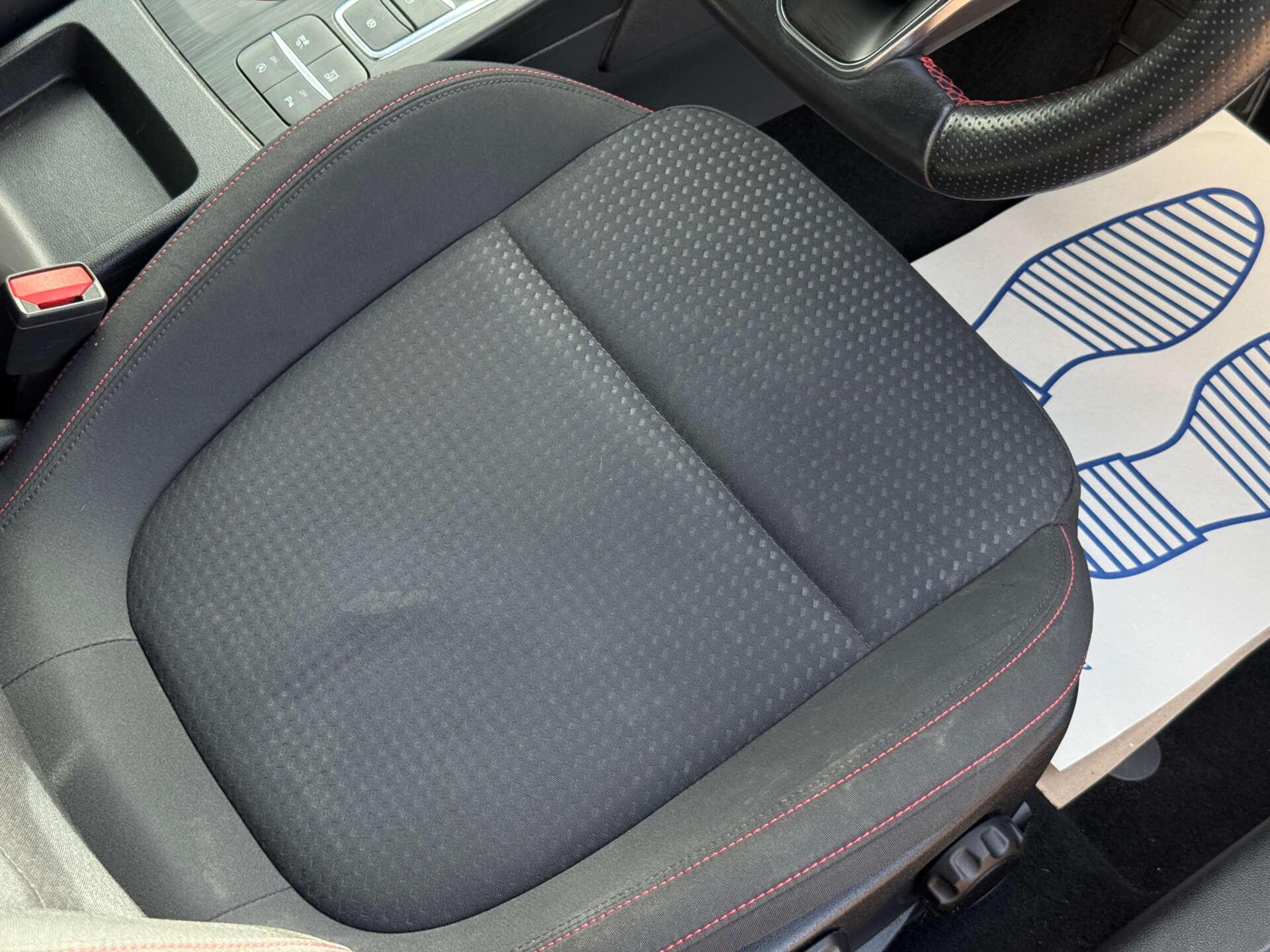 Ford Focus view 20