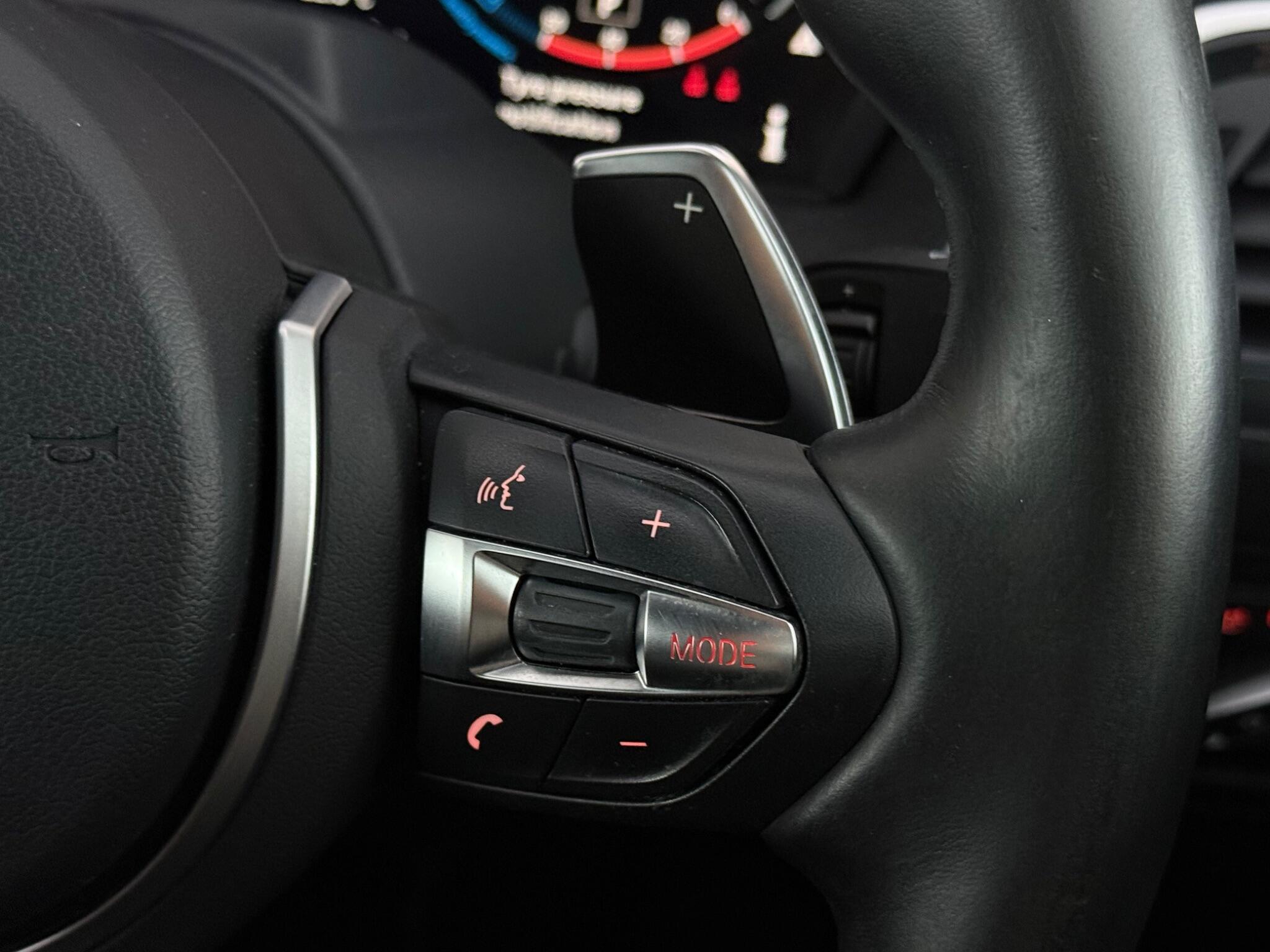 BMW 2 Series view 12