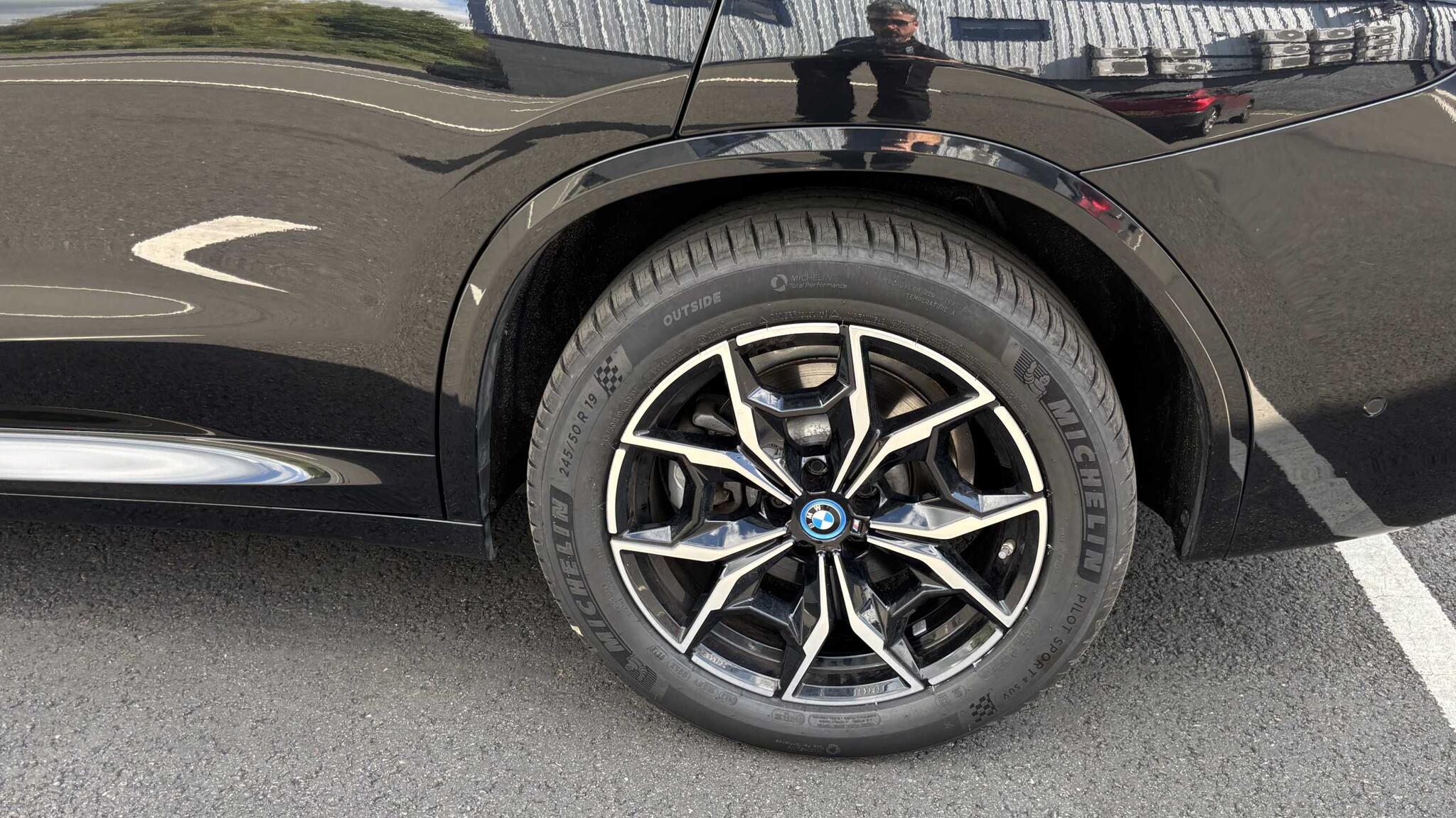 BMW X3 view 18