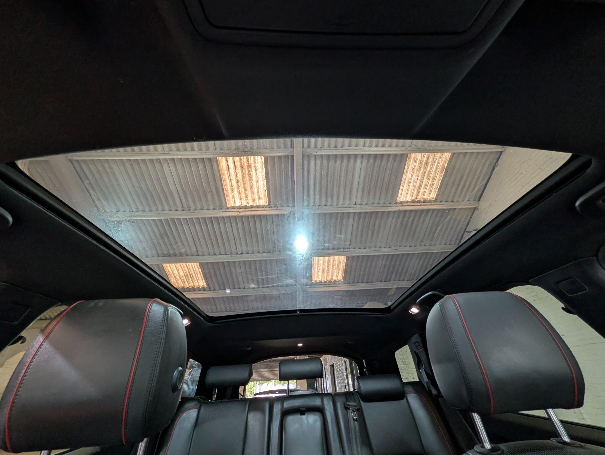 Land Rover Discovery Sport view 66