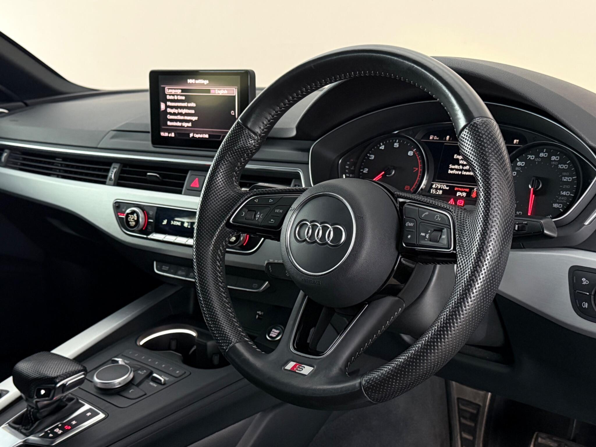 Audi A5 view 3