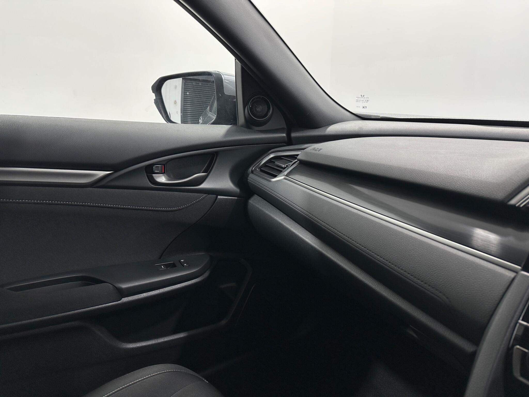 Honda Civic view 25