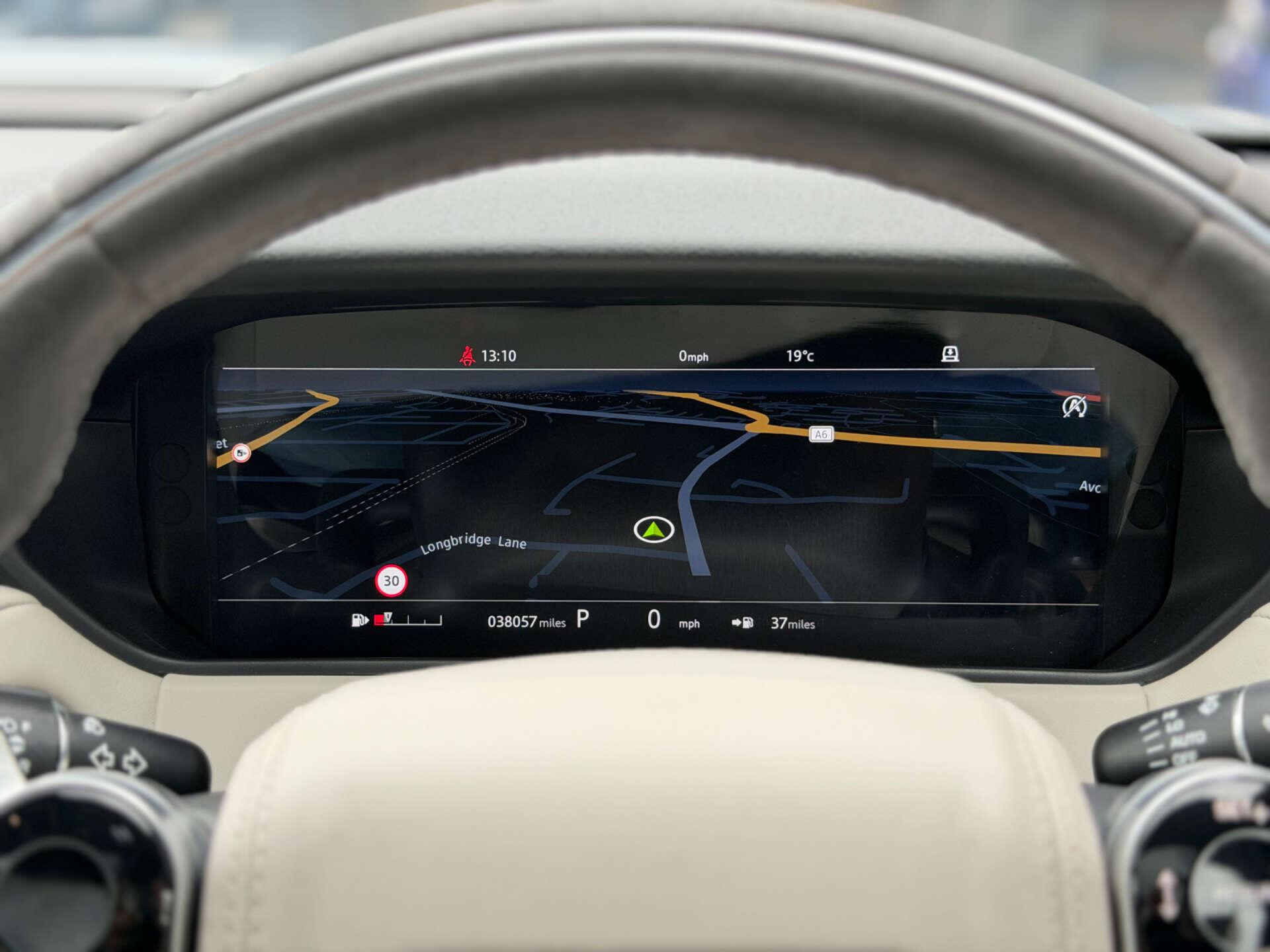 Land Rover Range Rover Velar view 40