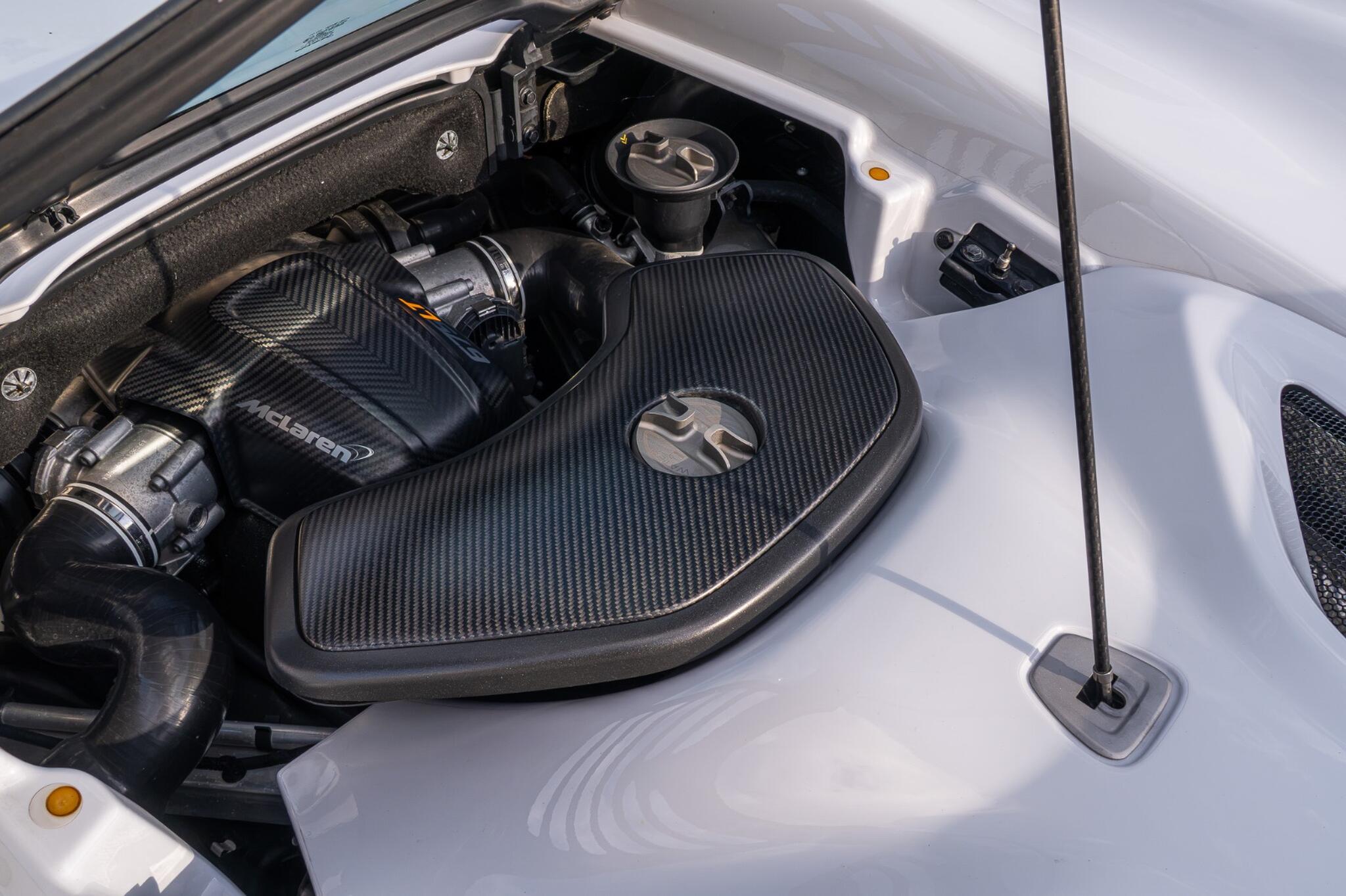 Mclaren 675LT view 36
