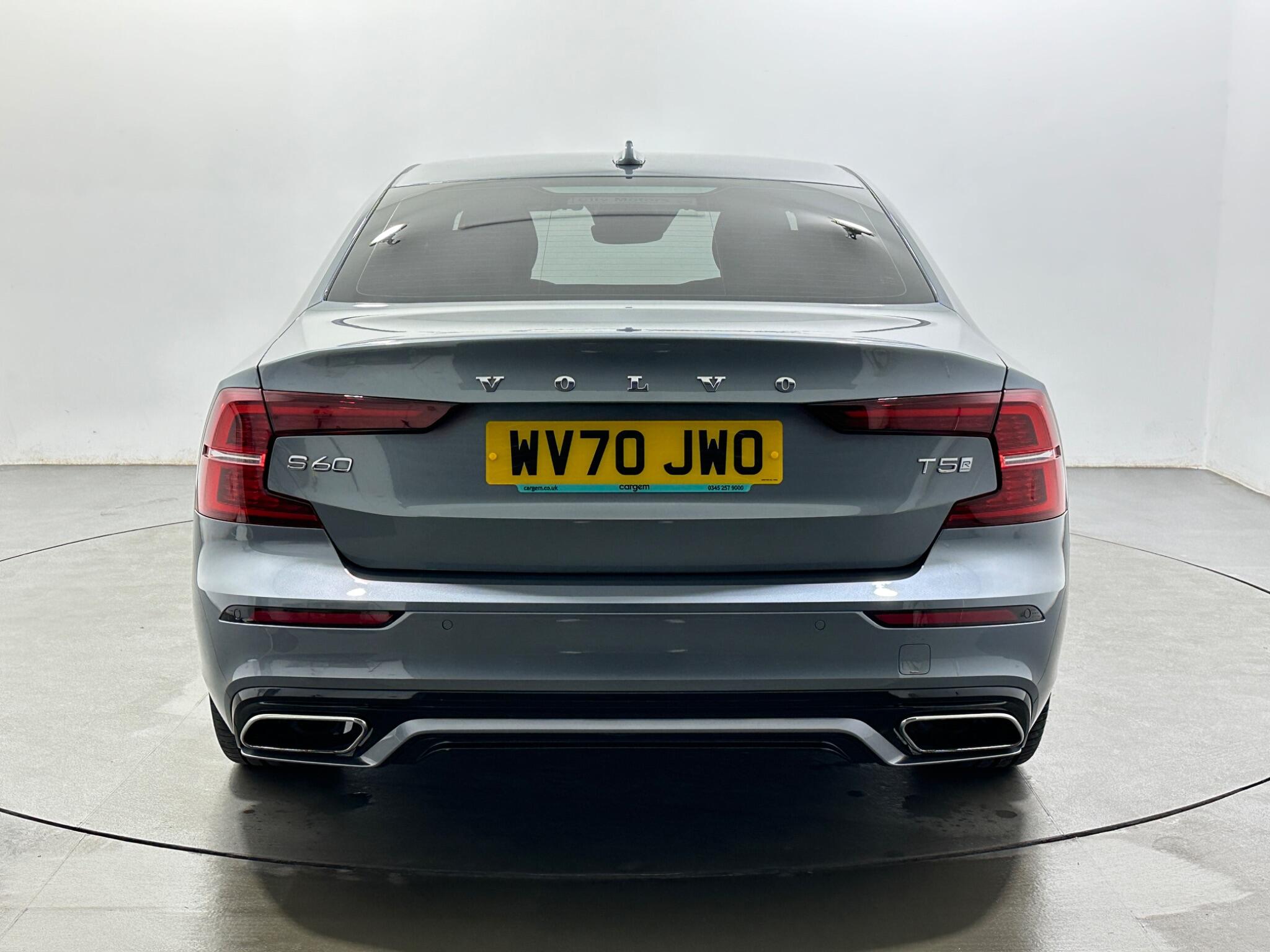 Volvo S60 view 7