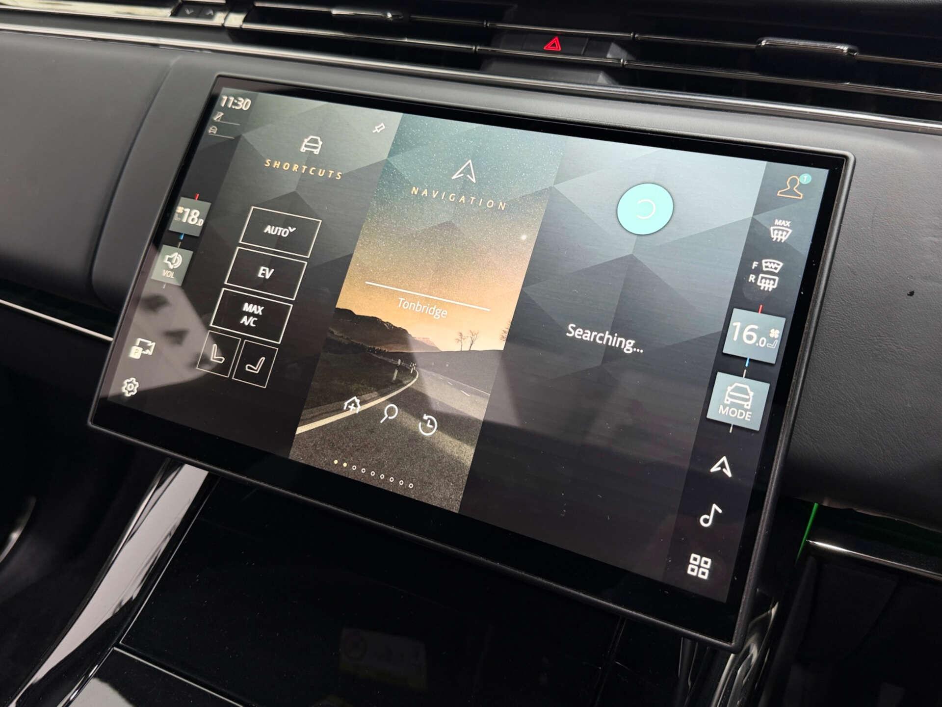 Land Rover Range Rover Sport view 45