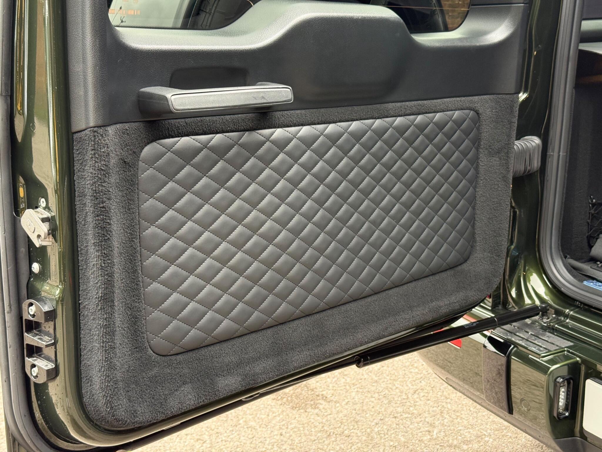 Mercedes-Benz G-Class view 13