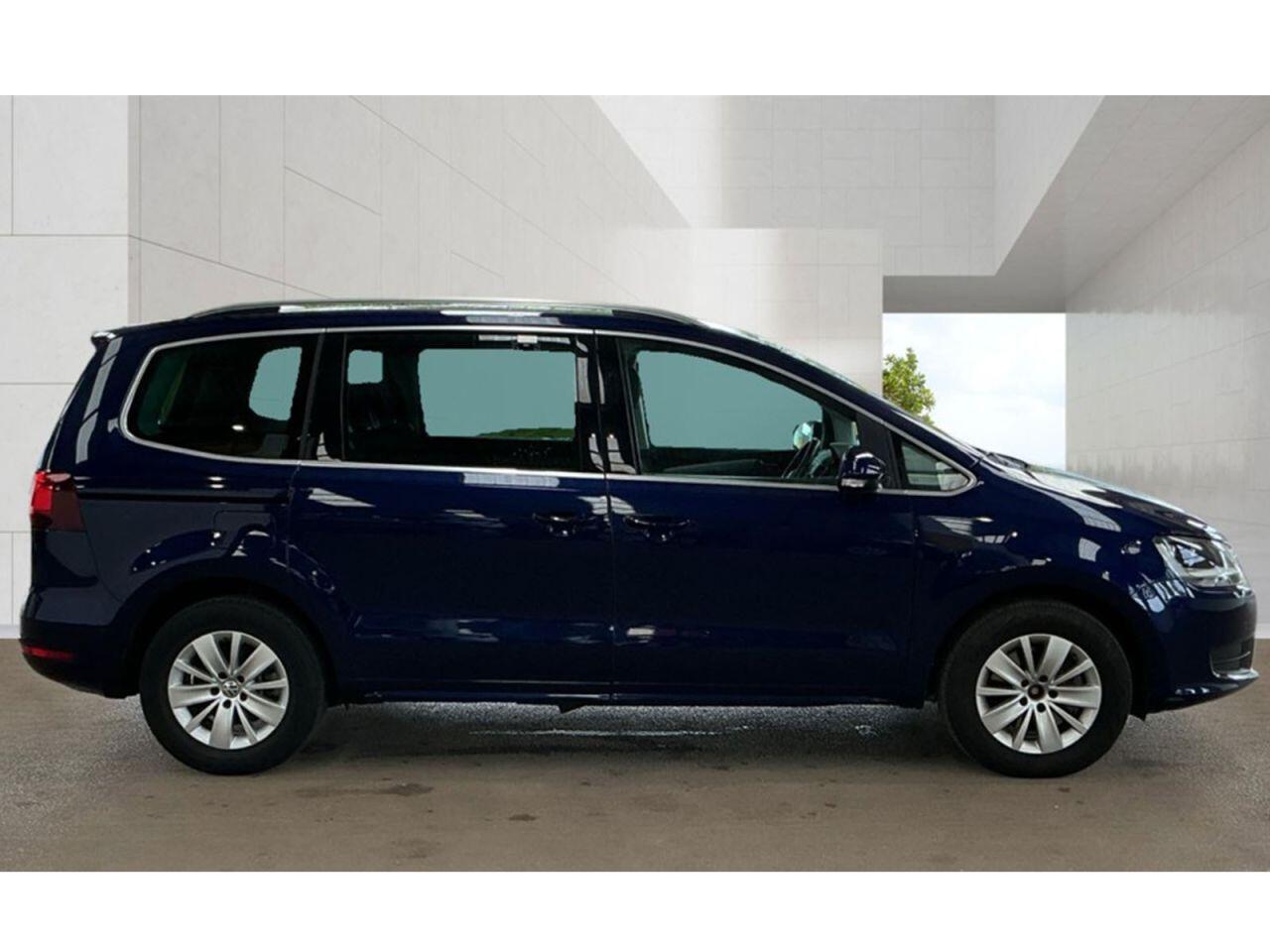 Volkswagen Sharan view 5