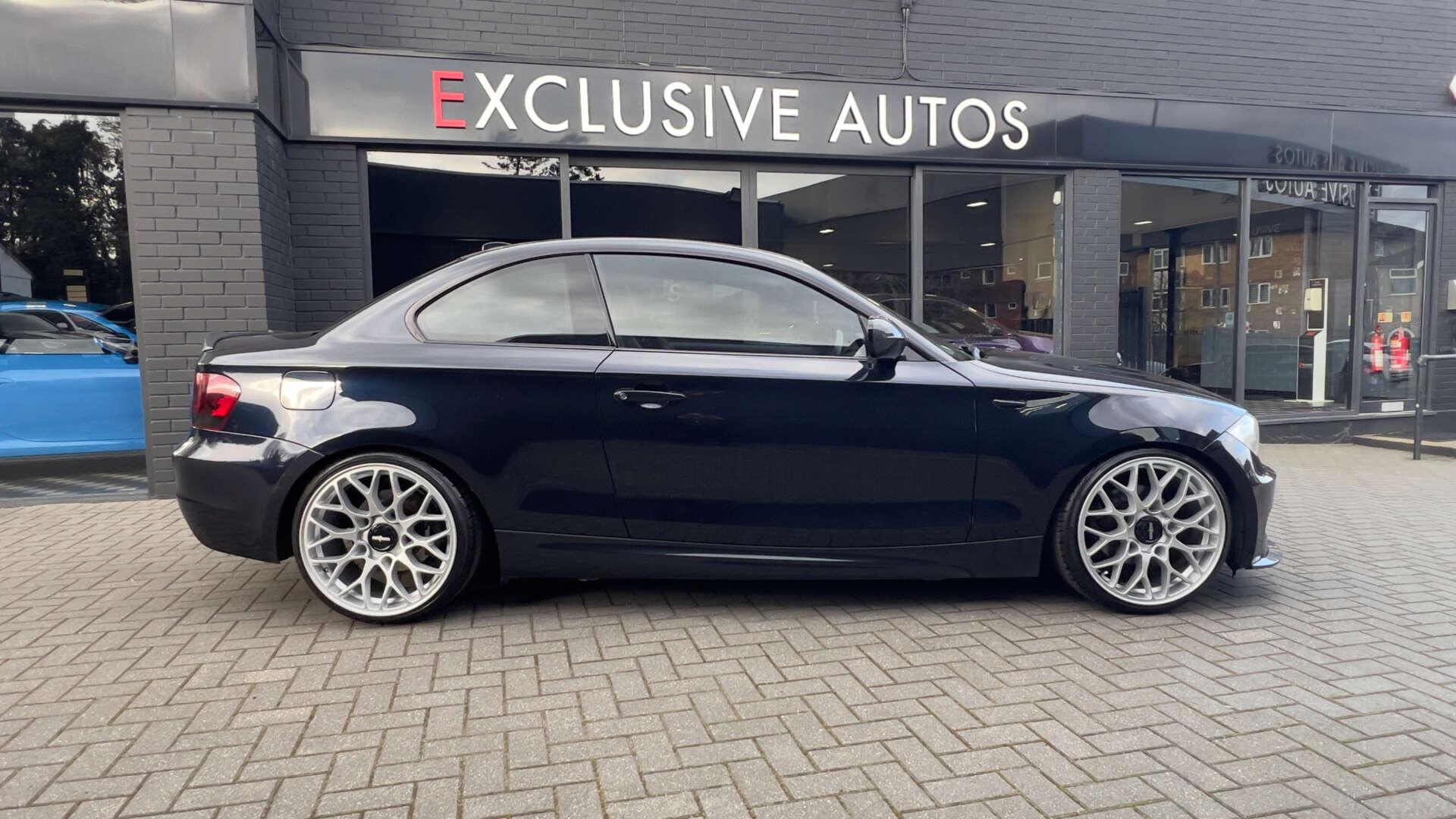 BMW 1 Series view 19