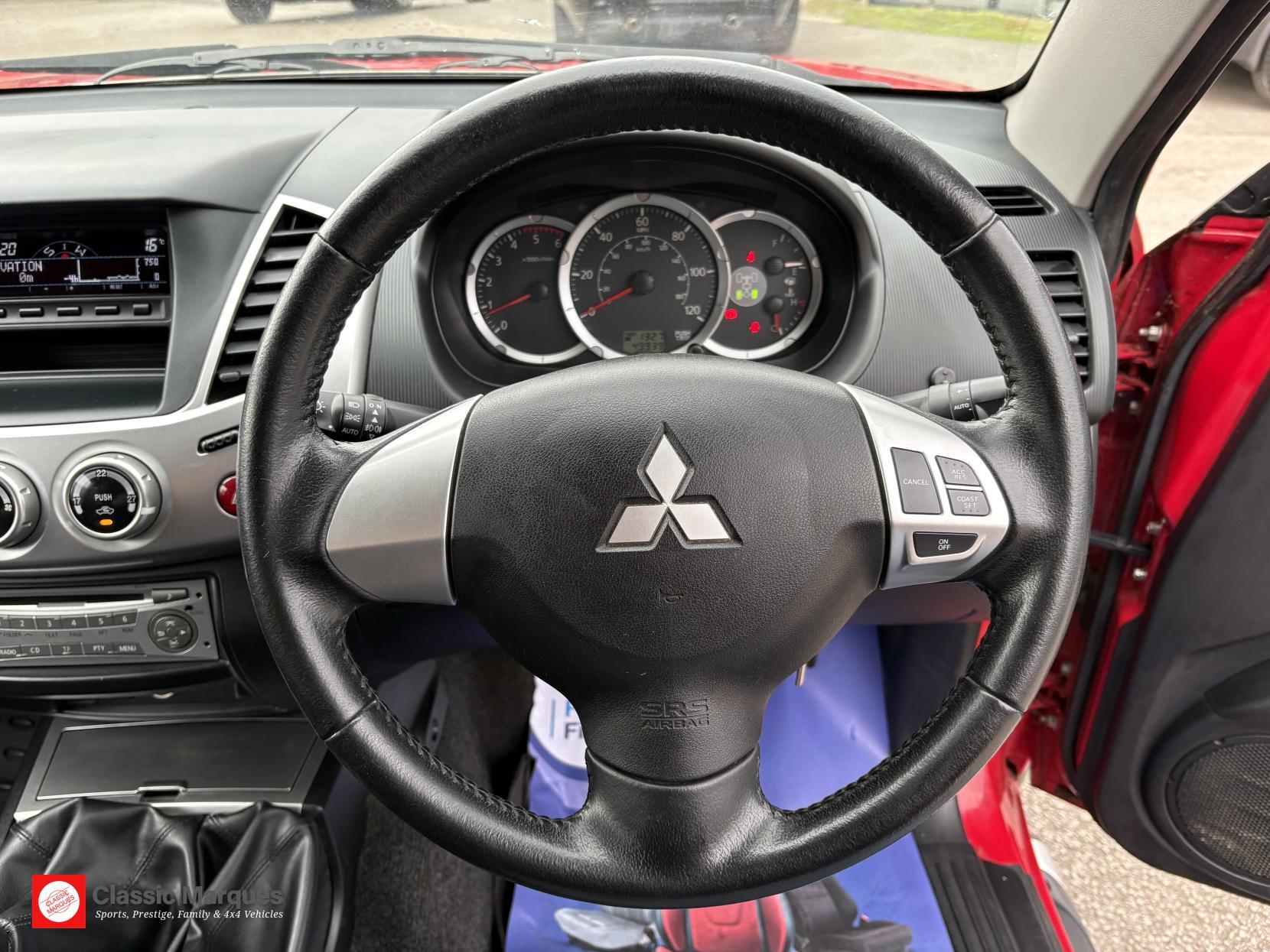 Mitsubishi L200 view 28