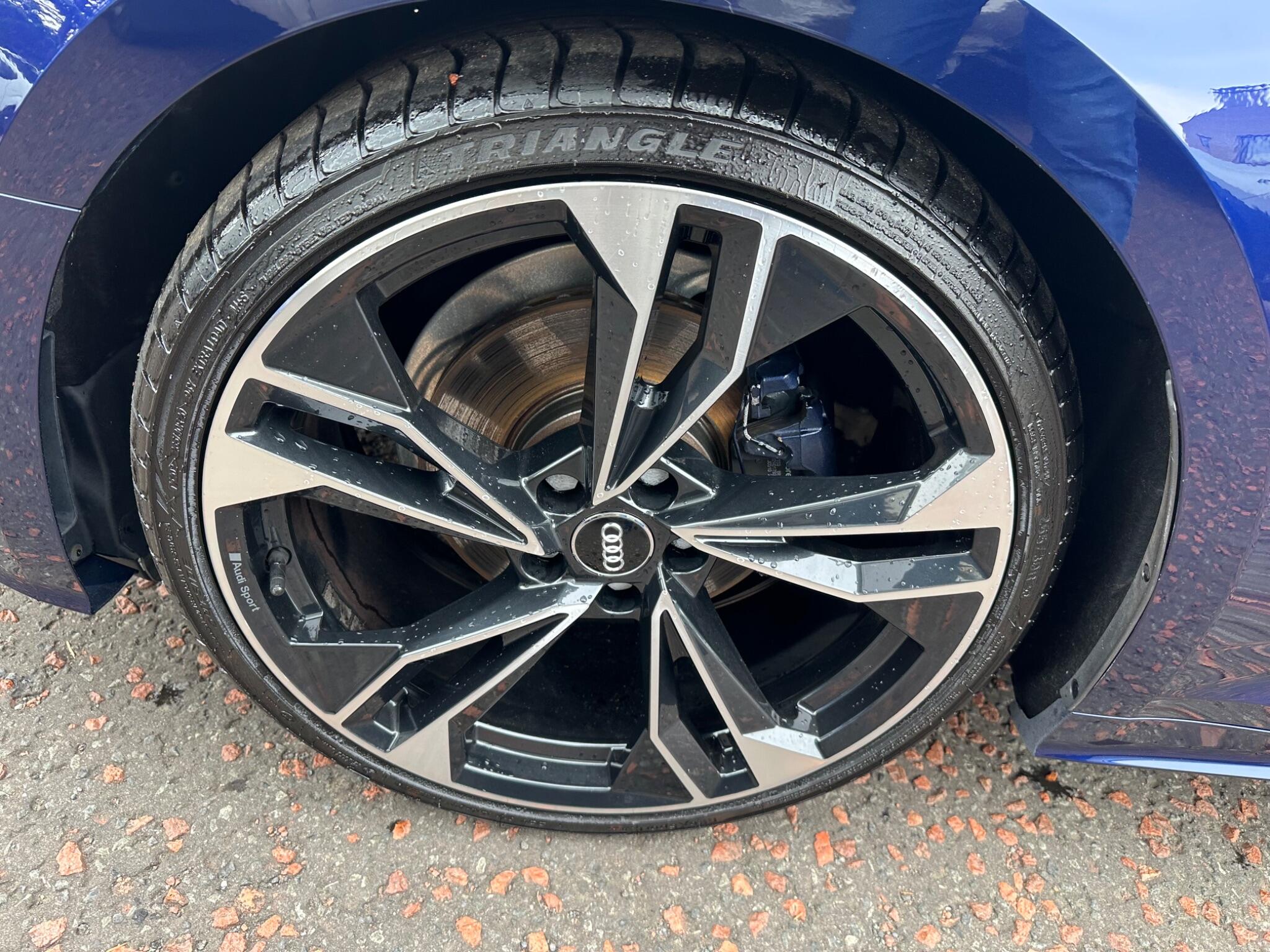 Audi A5 view 10