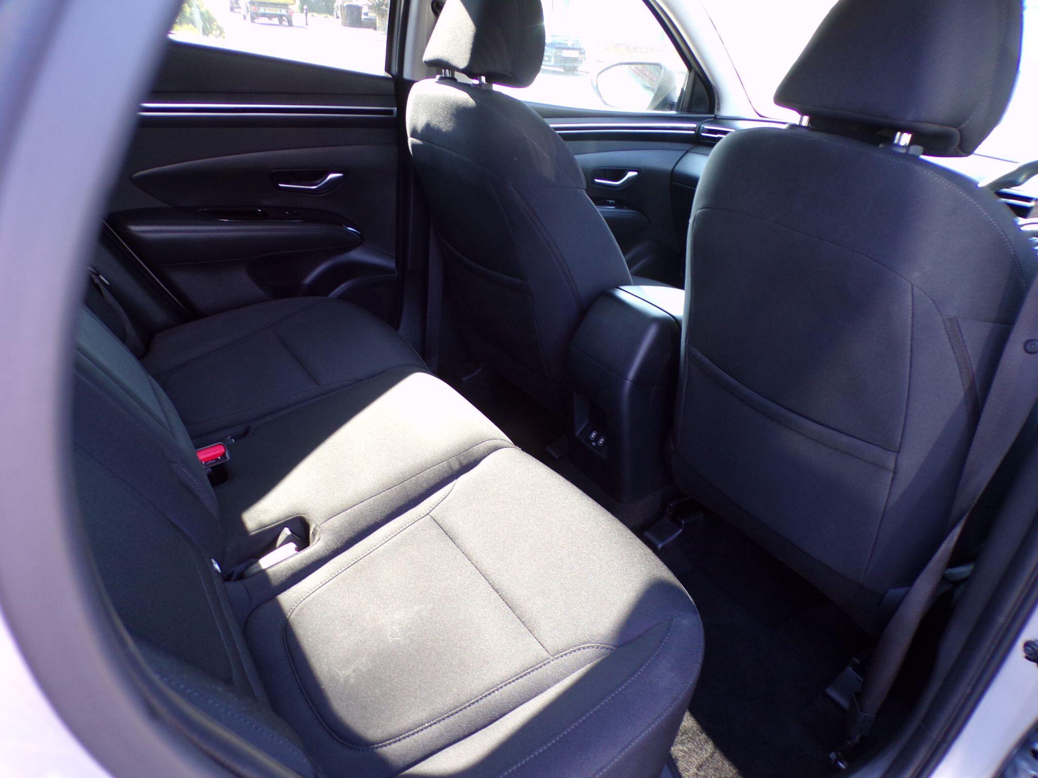 Hyundai Tucson view 12