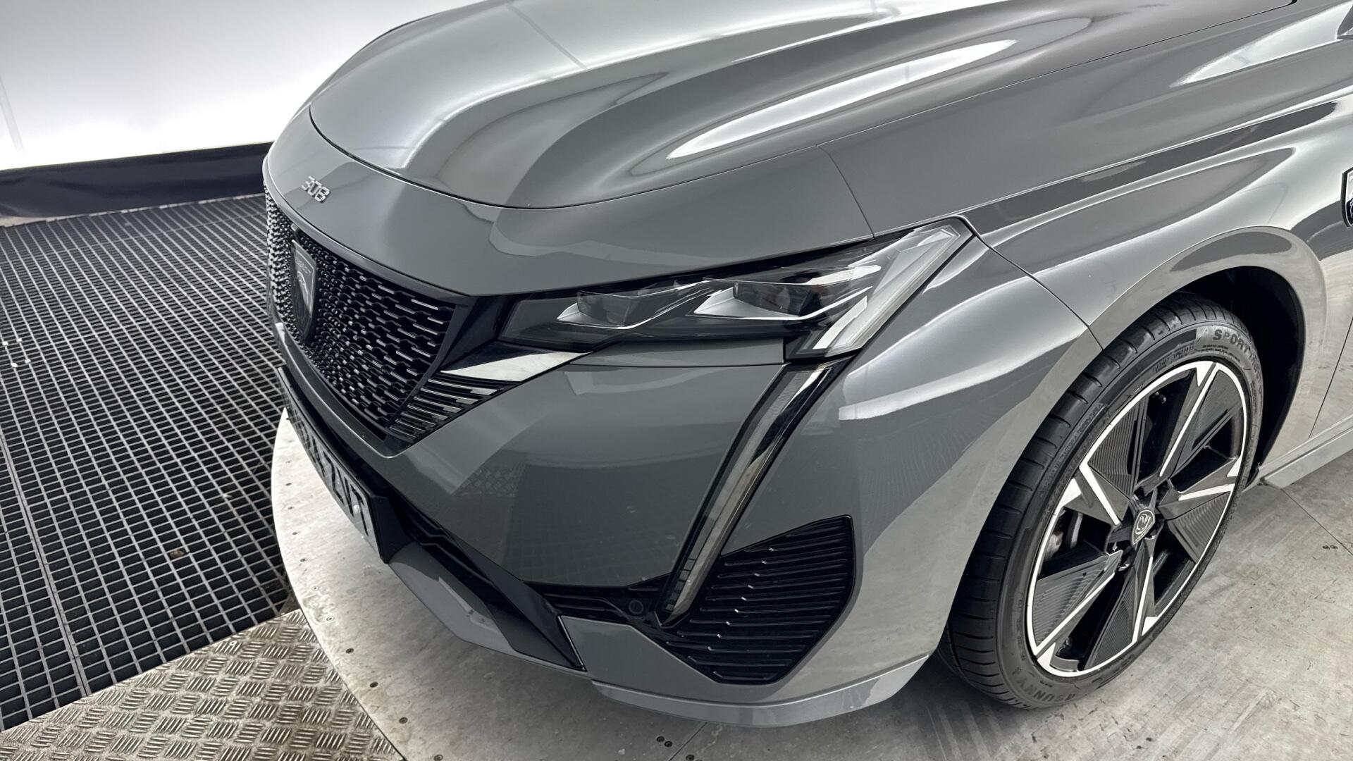Peugeot 308 view 26