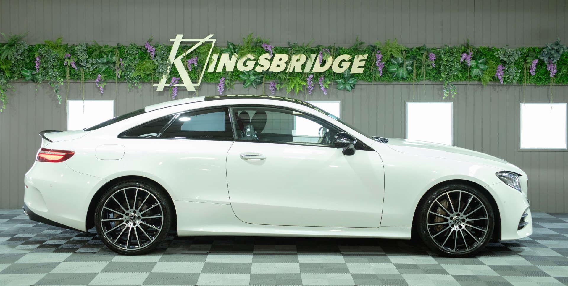 Mercedes-Benz E-Class view 33