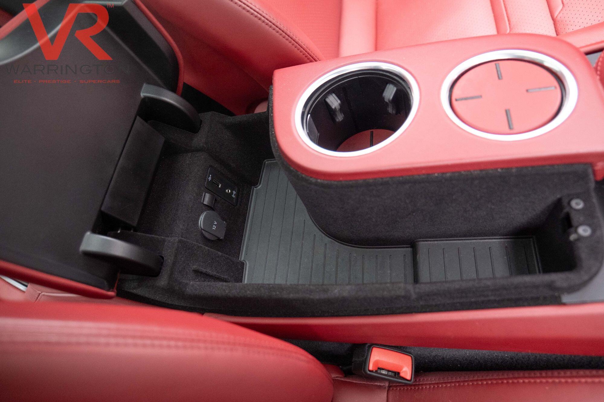 Porsche Panamera view 28