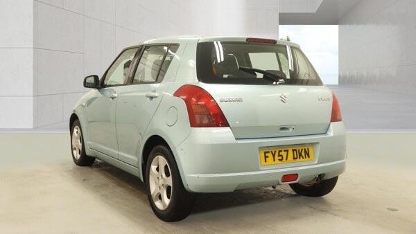 Suzuki Swift view 5