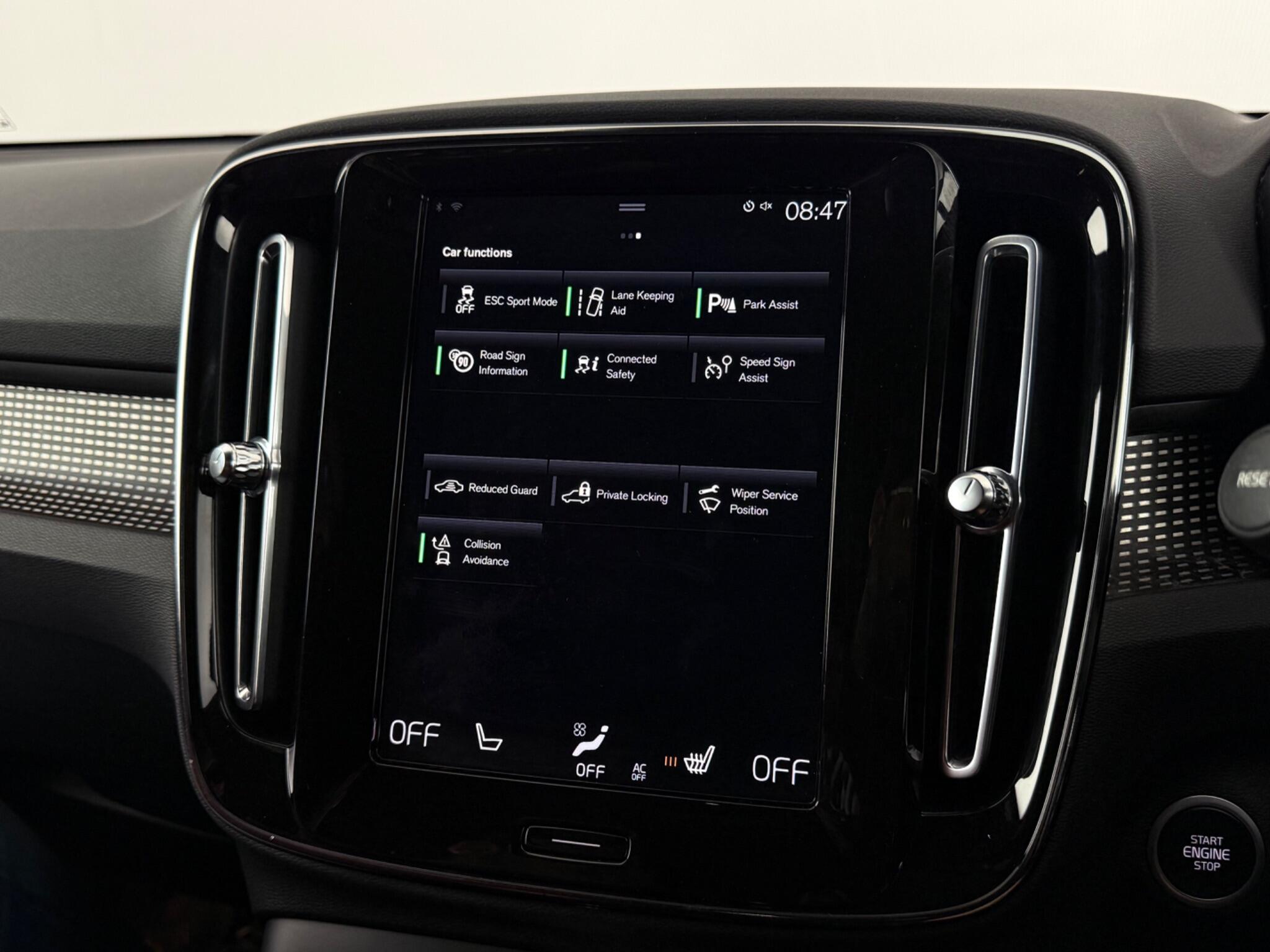 Volvo XC40 view 26