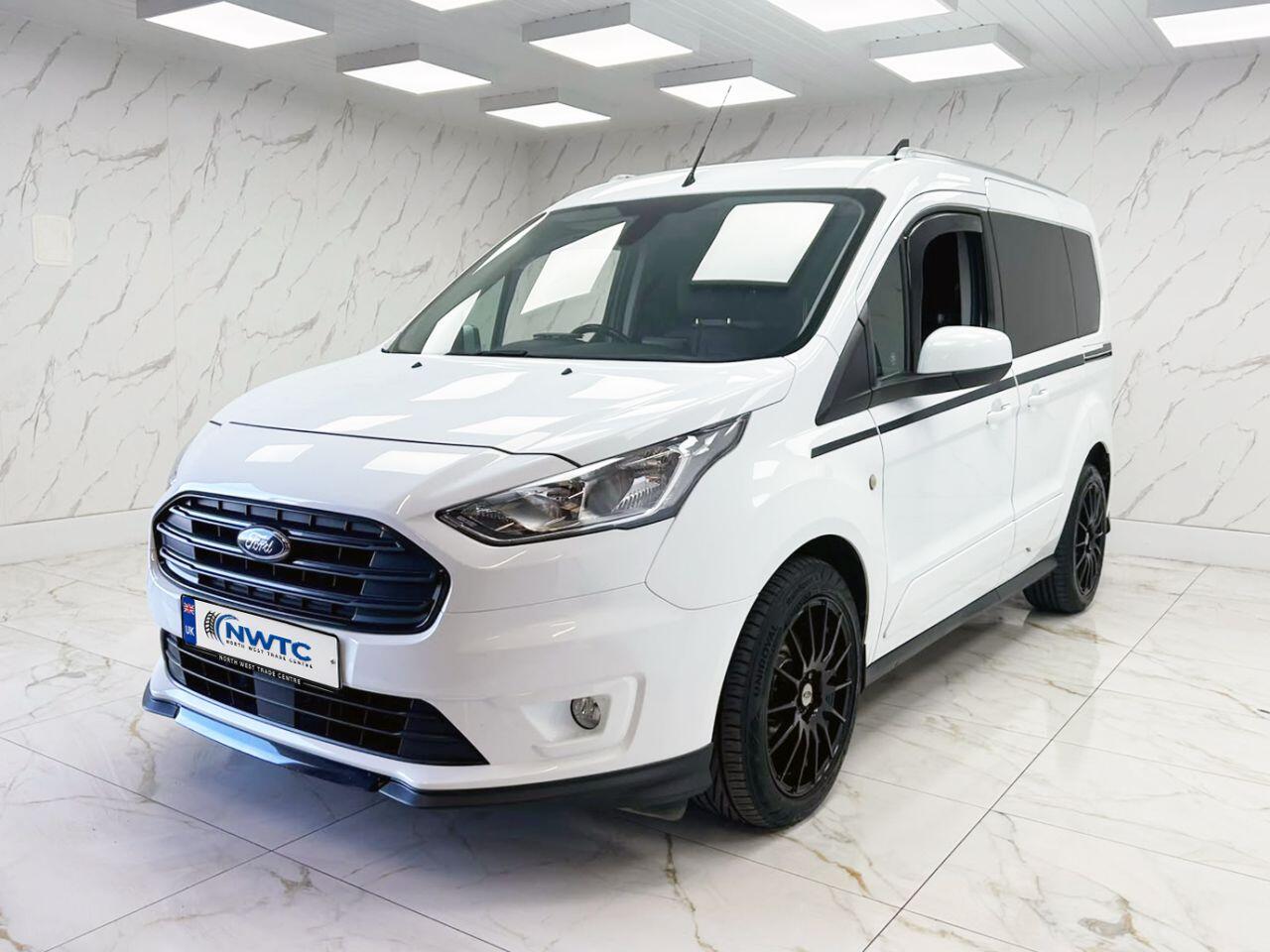 Ford Transit Connect view 6